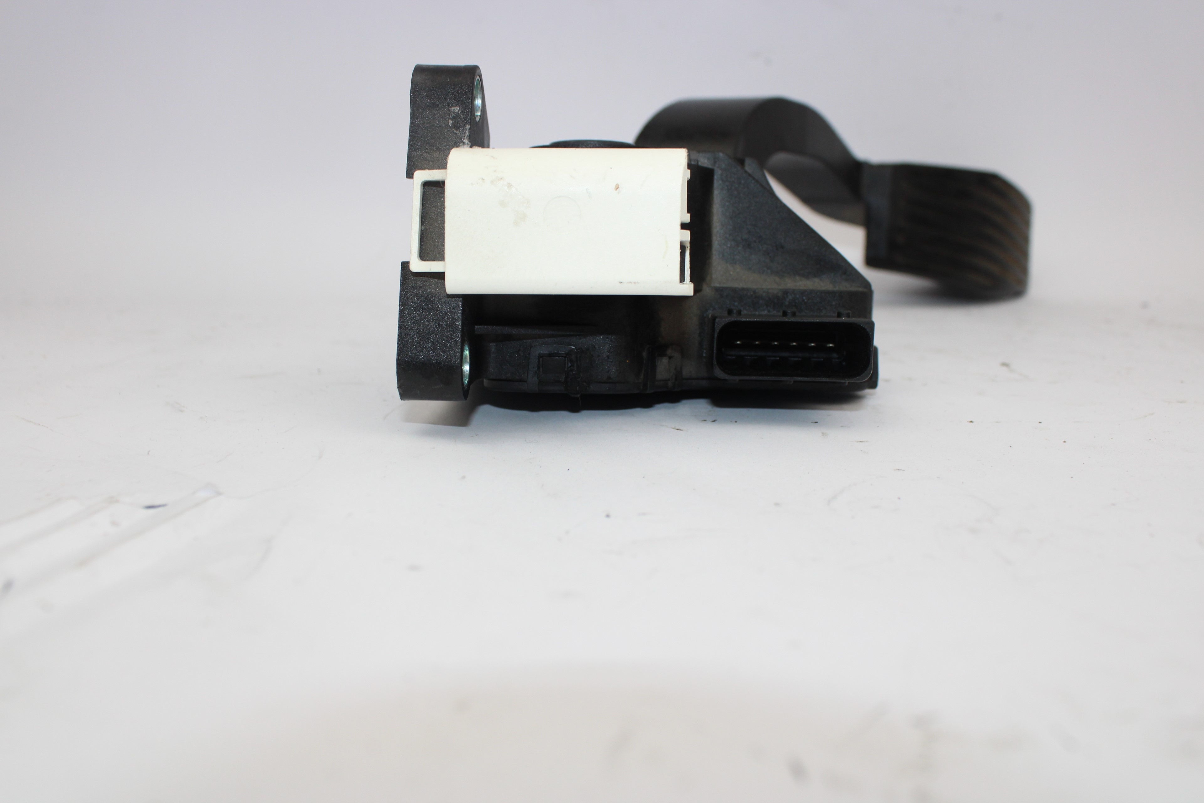 OPEL Corsa D (2006-2020) Throttle Pedal 13305804 19347453