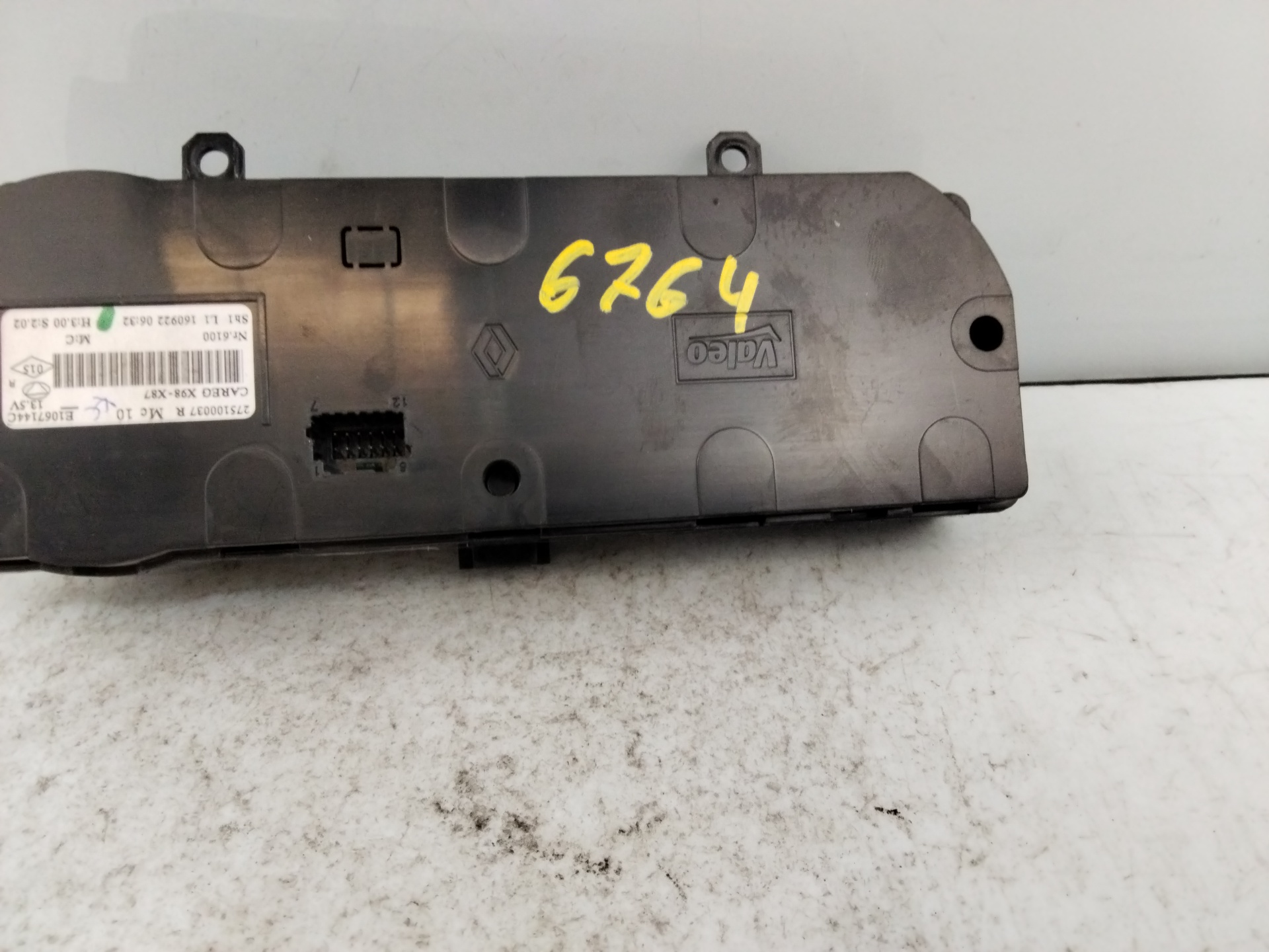 RENAULT Captur 1 generation (2013-2019) Climate  Control Unit 275100037R 25355397