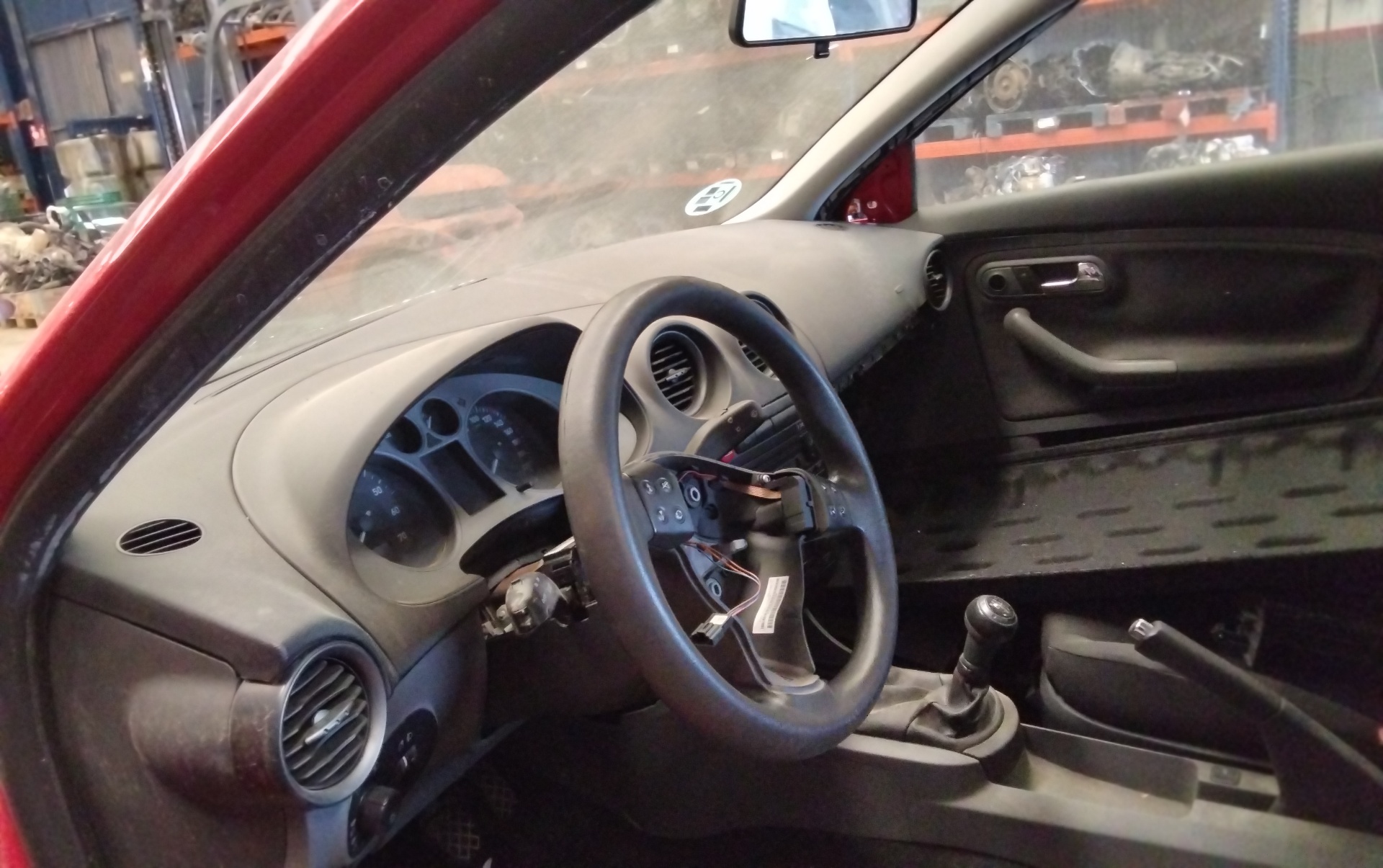 SEAT Ibiza 3 generation (2002-2008) Priekšējā kreisā apakšējā svira/ričags NOREF 25265416