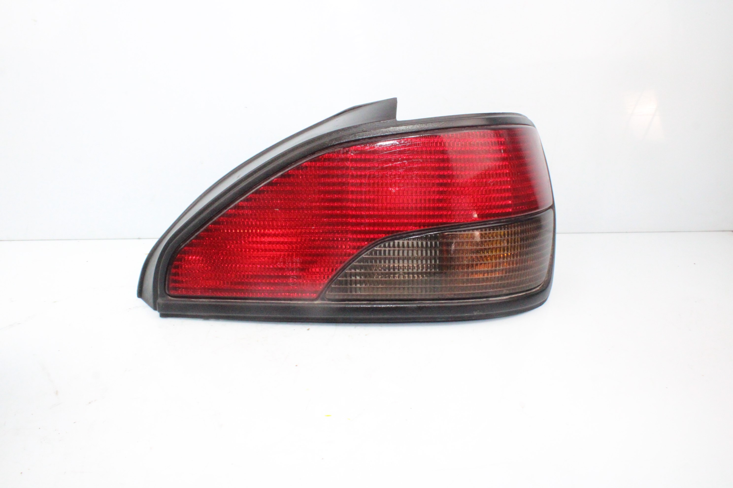 PEUGEOT 306 1 generation (1993-2002) Rear Right Taillight Lamp NOTIENEREFERENCIA 25248297