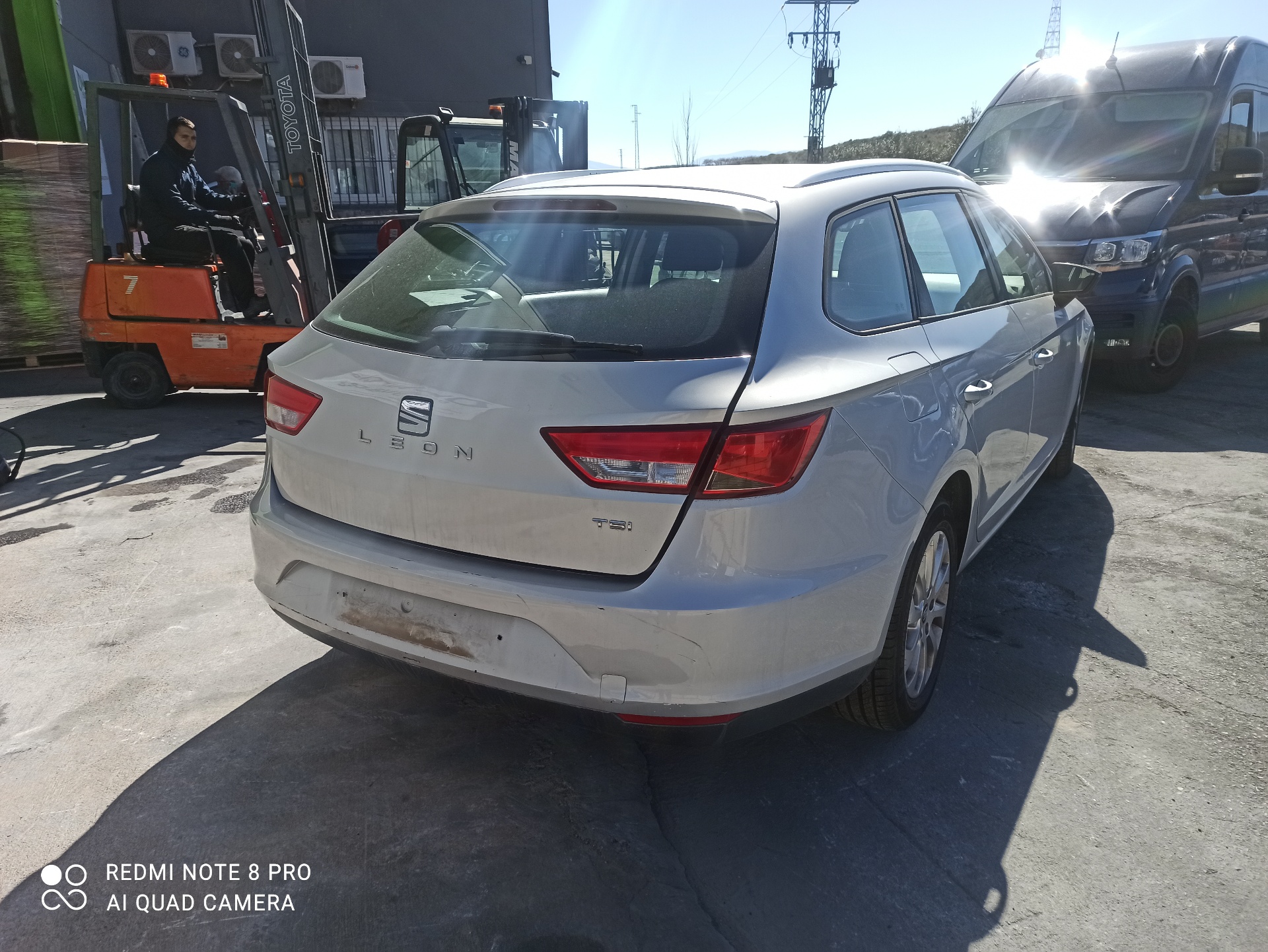 SEAT Leon 3 generation (2012-2020) Sebességváltó gomb 5Q0711061 25265498