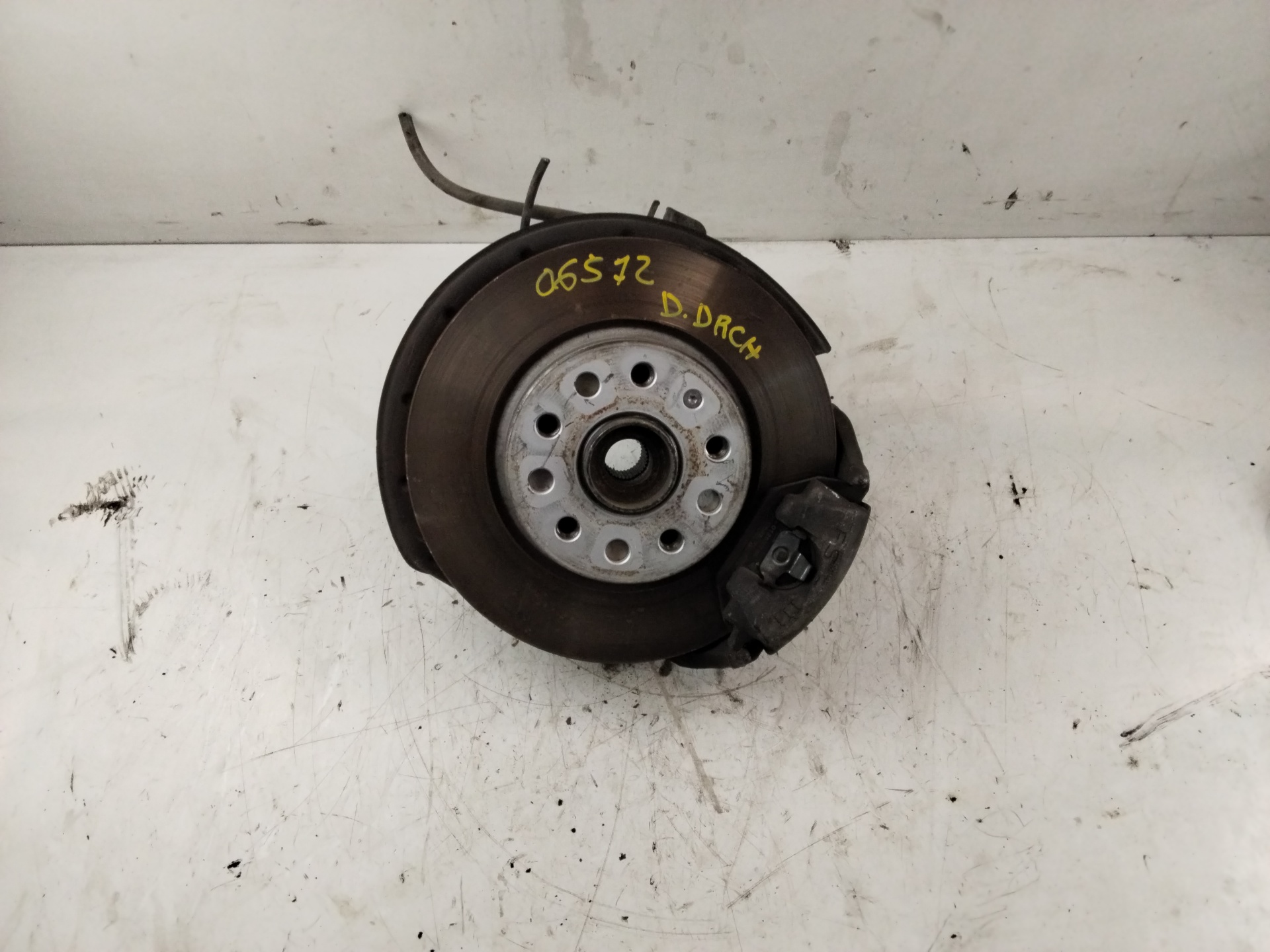 CITROËN C4 Cactus 1 generation (2014-2024) Front Right Wheel Hub NOTIENEREFERENCIA 26292392