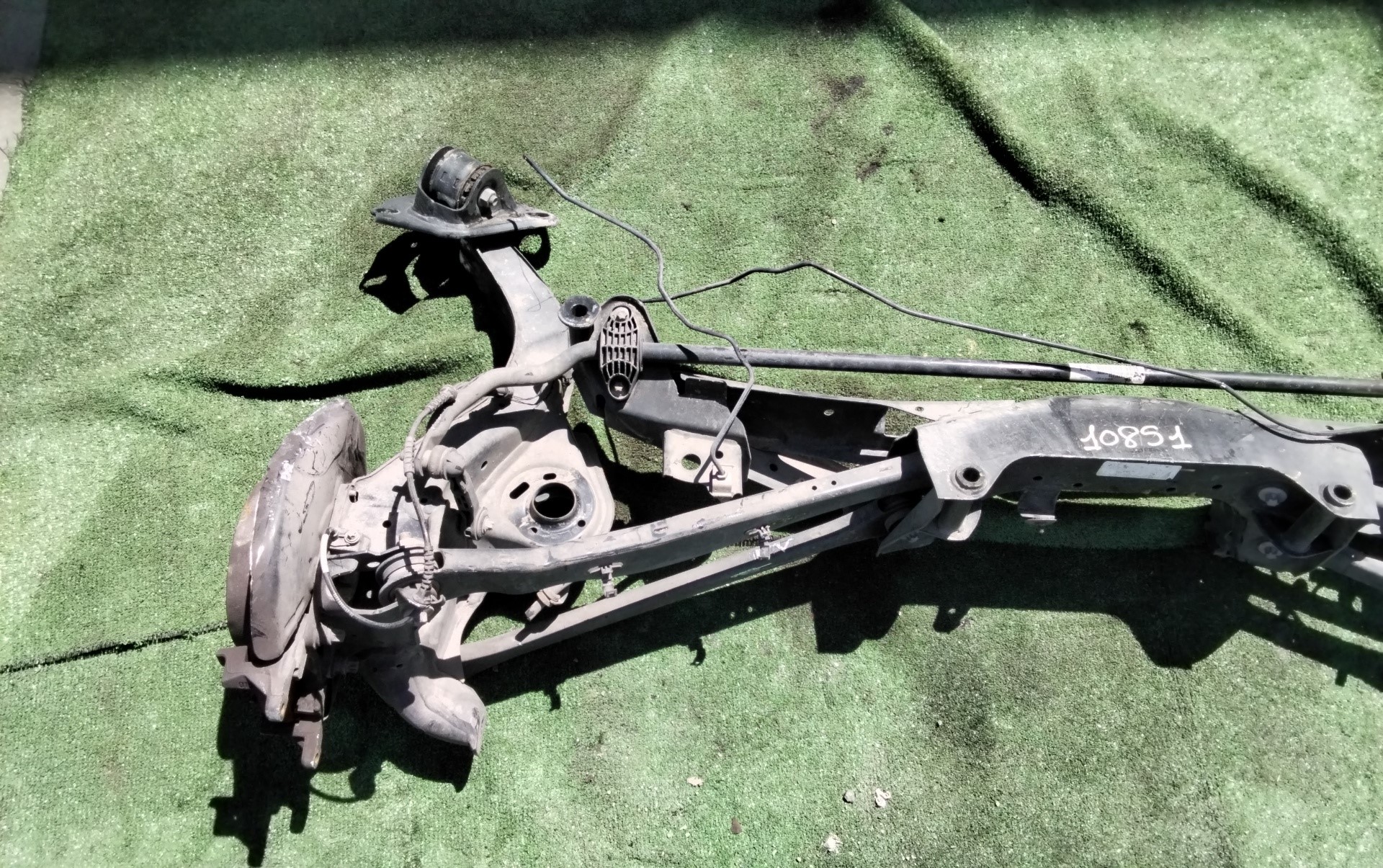 Hinterachse 33306851560 de Bmw Serie 2 gran tourer 2015-2020 con 243000 km