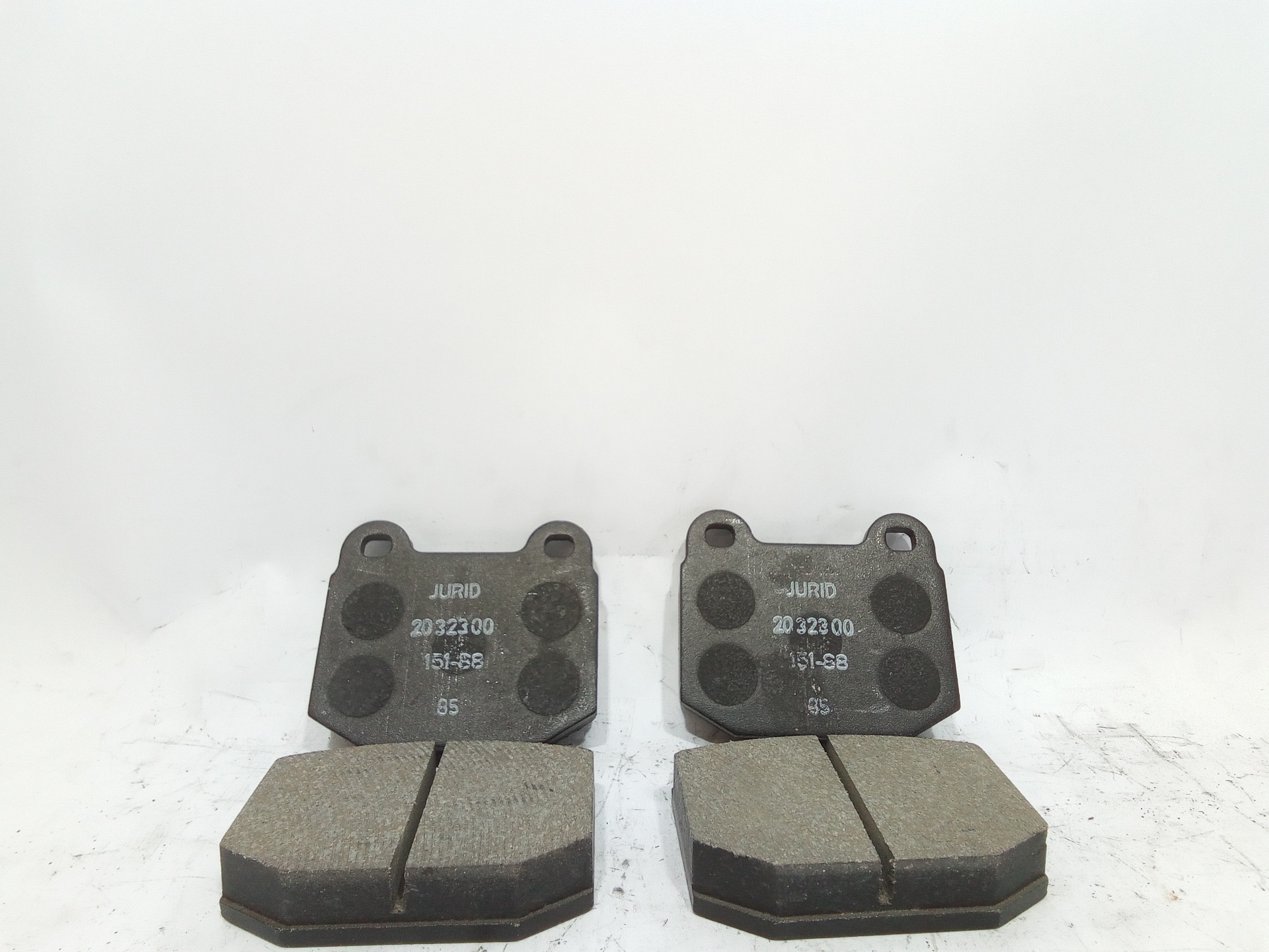 ALFA ROMEO GTV 916 (1995-2006)  Brake pads front 598108 26568688