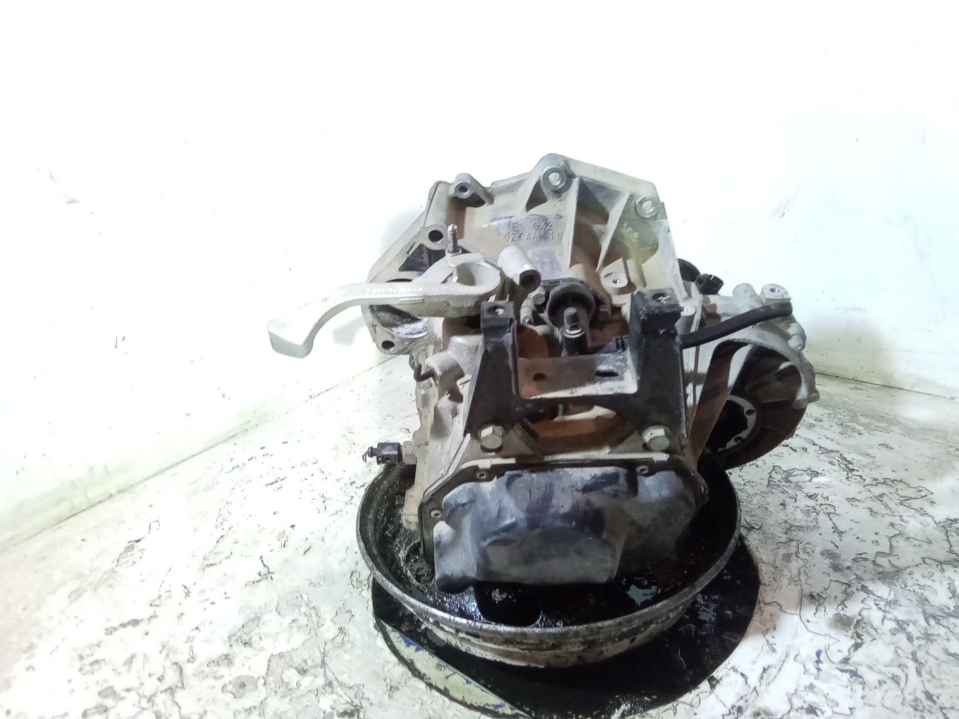 VOLKSWAGEN Polo 5 generation (2009-2017) Gearbox LNR 25177718