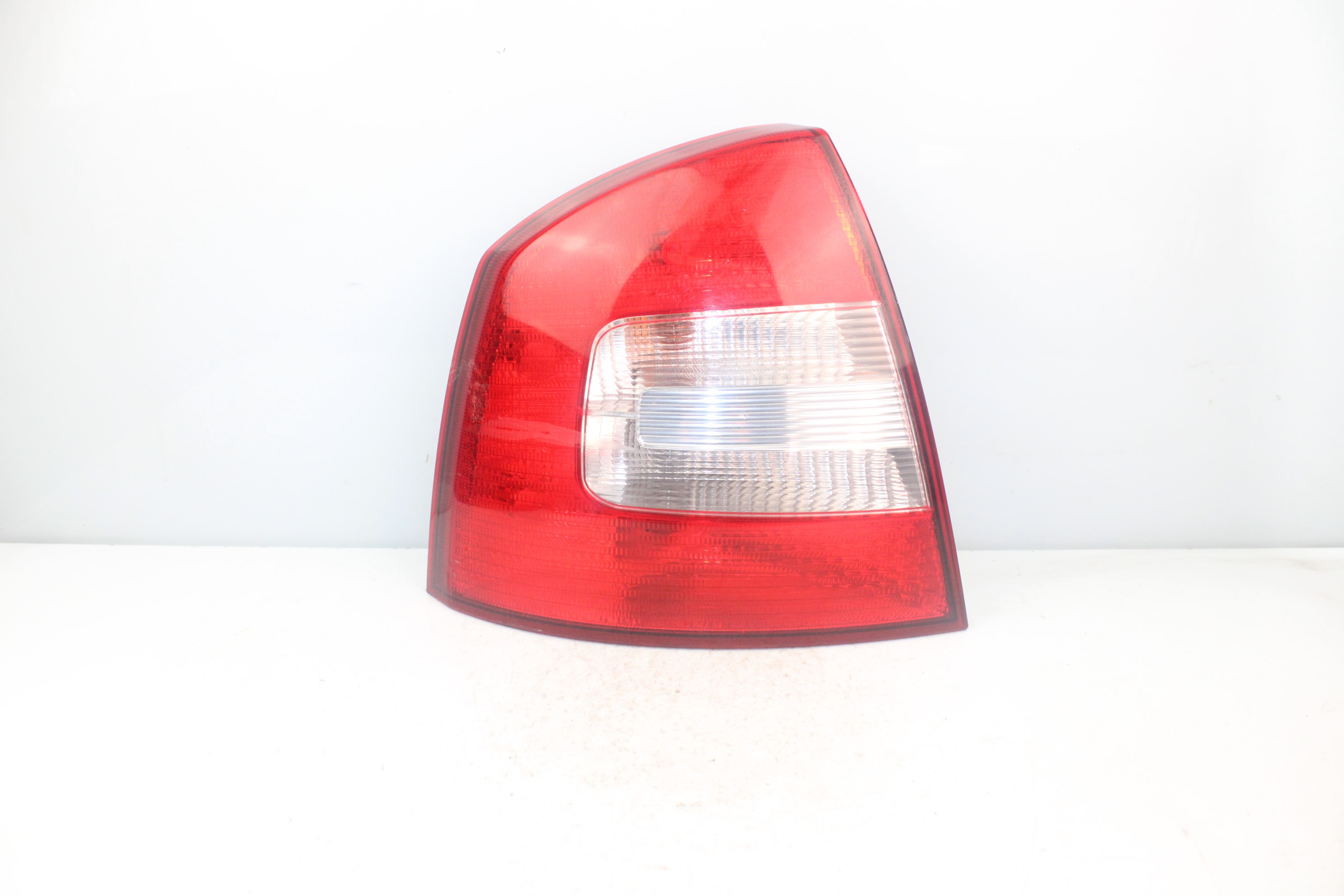 SKODA Octavia 2 generation (2004-2013) Rear Left Taillight 1Z5945095B 23789798