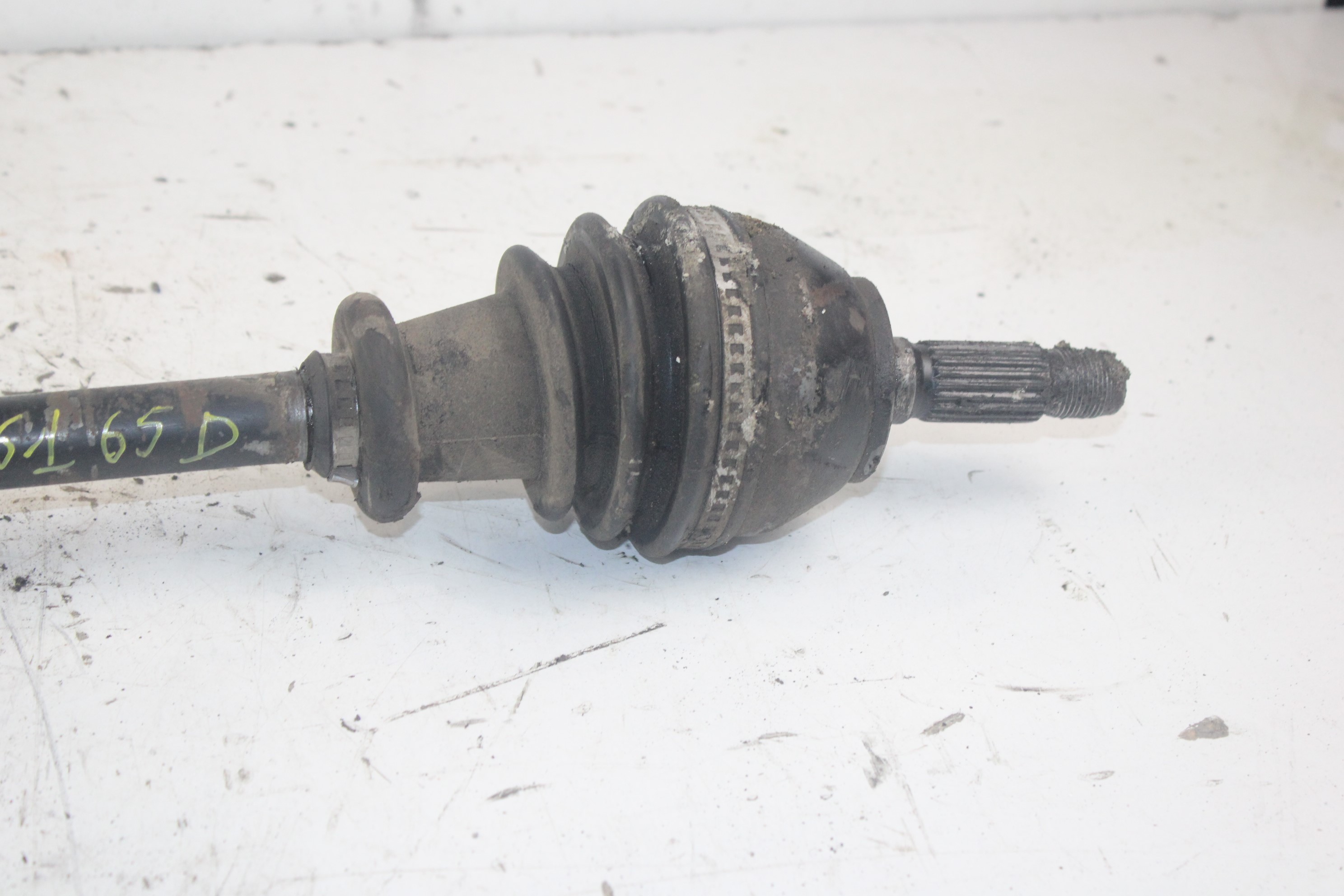 CITROËN C15 Front Right Driveshaft NOTIENEREFERENCIA 25187219