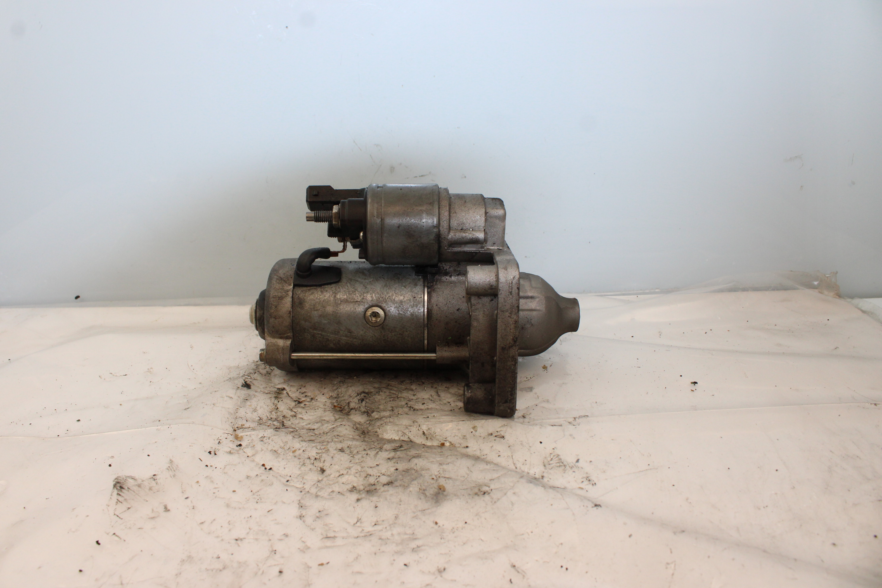 PEUGEOT 3008 2 generation (2017-2023) Starter Motor 9832577880 25265998