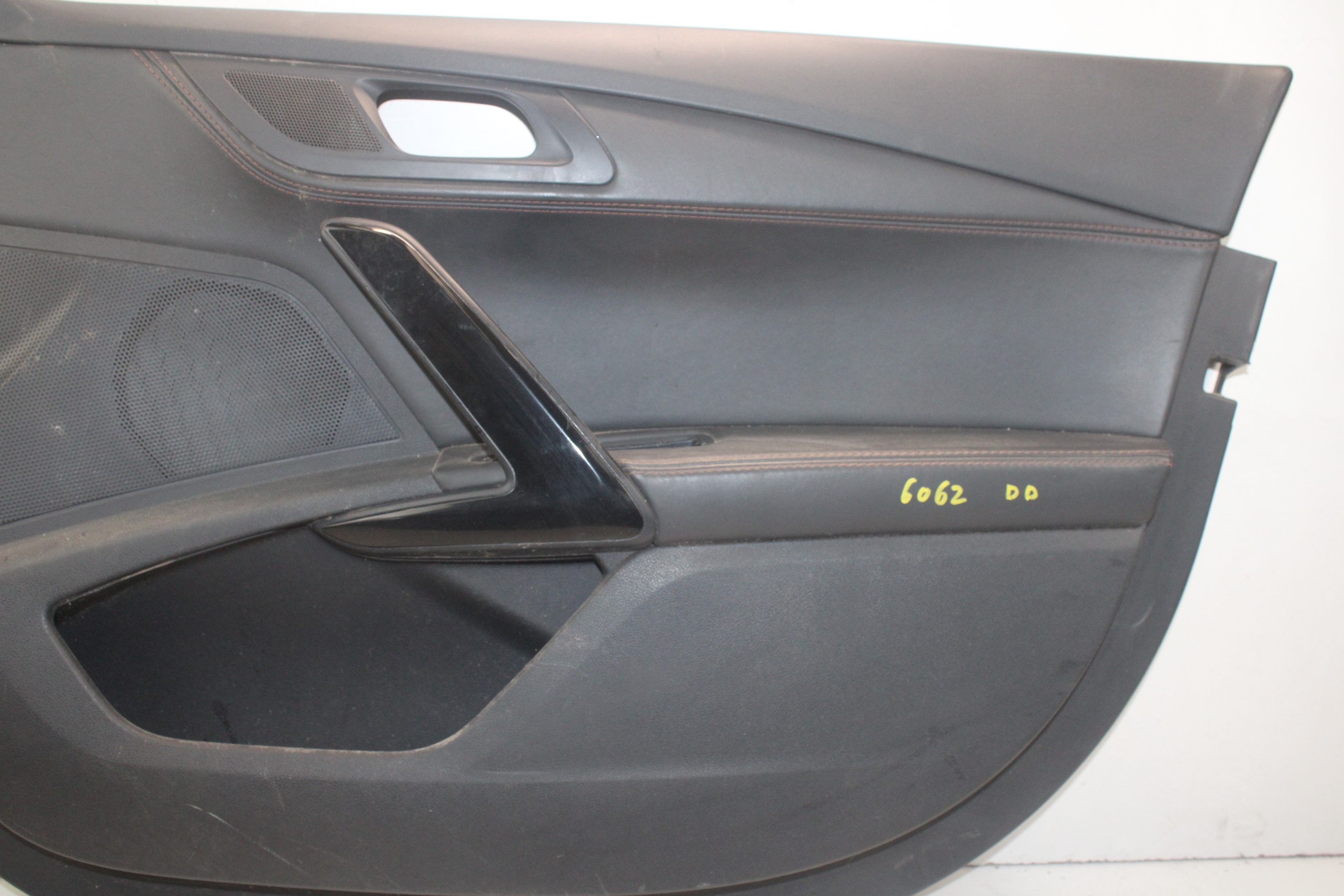 PEUGEOT 508 1 generation (2010-2020) Front Right Door Panel 9687652777 25185943