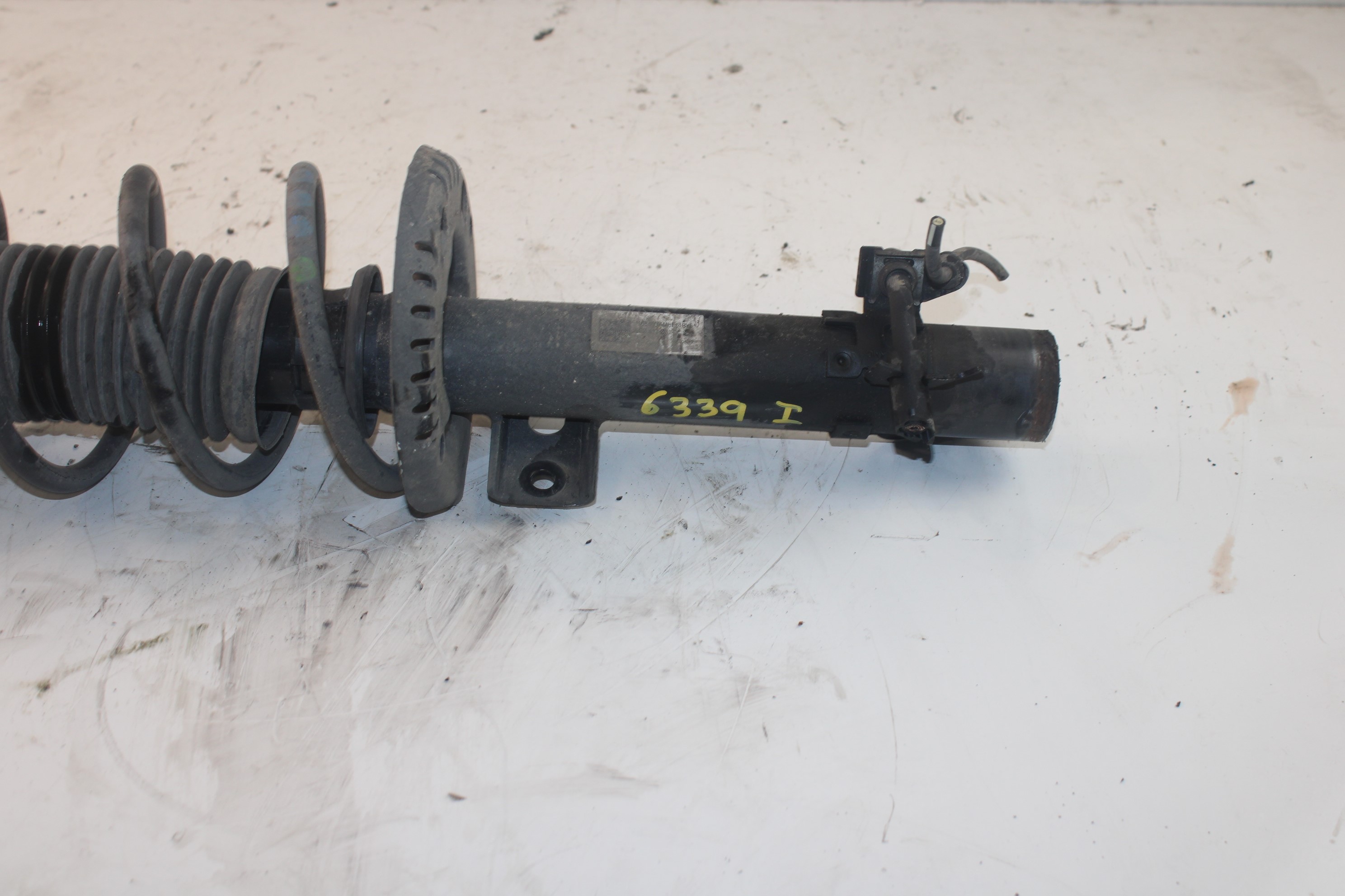 AUDI A1 8X (2010-2020) Front Left Shock Absorber NOTIENEREFERENCIA 25188678