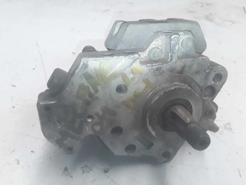 RENAULT Laguna 2 generation (2001-2007) Højtryksbrændstofpumpe 0445010075 19105103