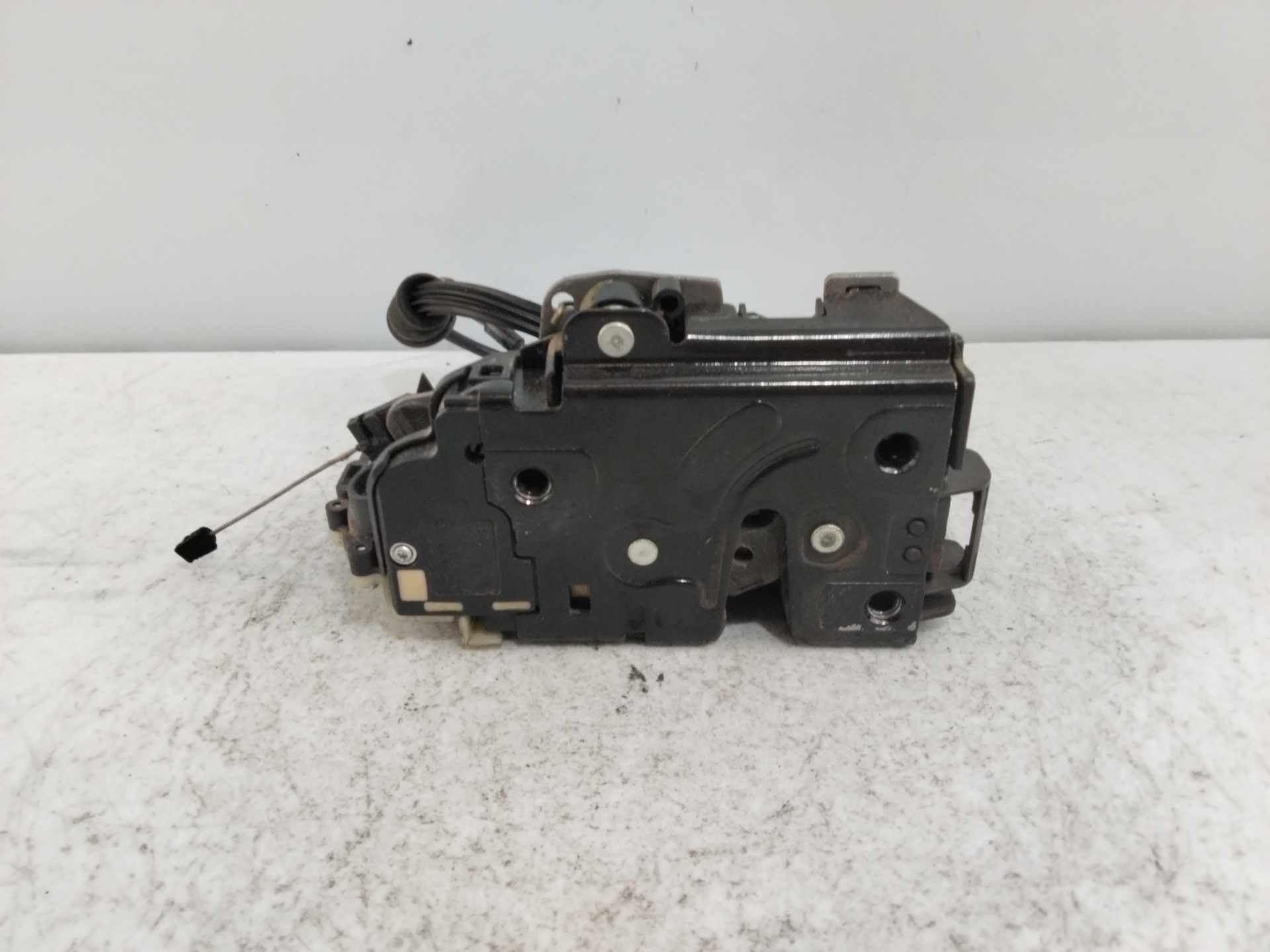 SEAT Cordoba 2 generation (1999-2009) Front Right Door Lock 3B1837016CC 25618140