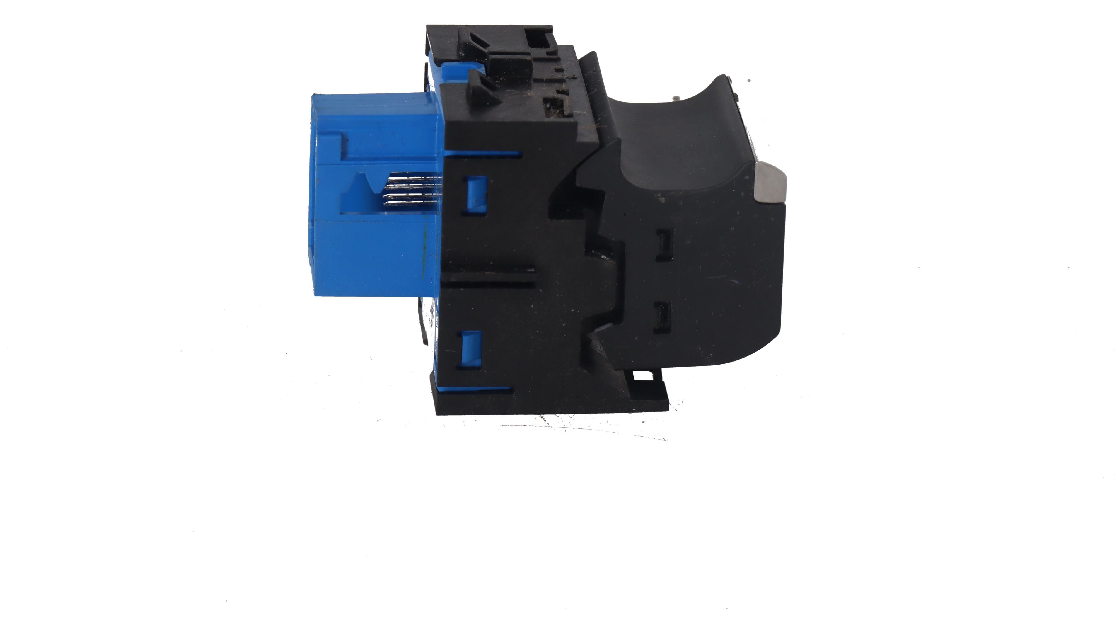 Freno de mano electrico 9810593577 de Peugeot 3008 2020-0 con 179245 km - pieza usada