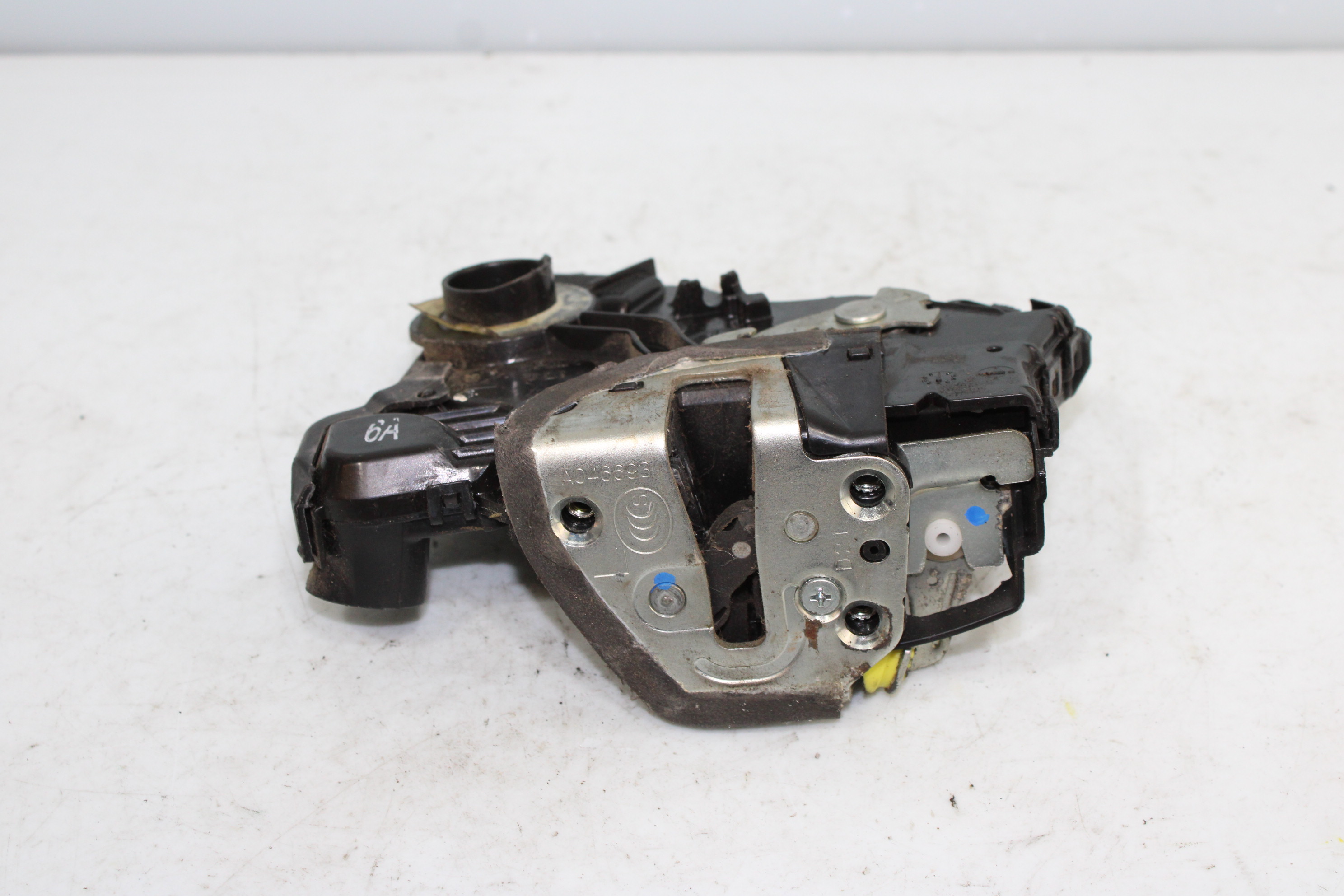 TOYOTA Auris 1 generation (2006-2012) Bal első ajtó zárja A046693 25191104