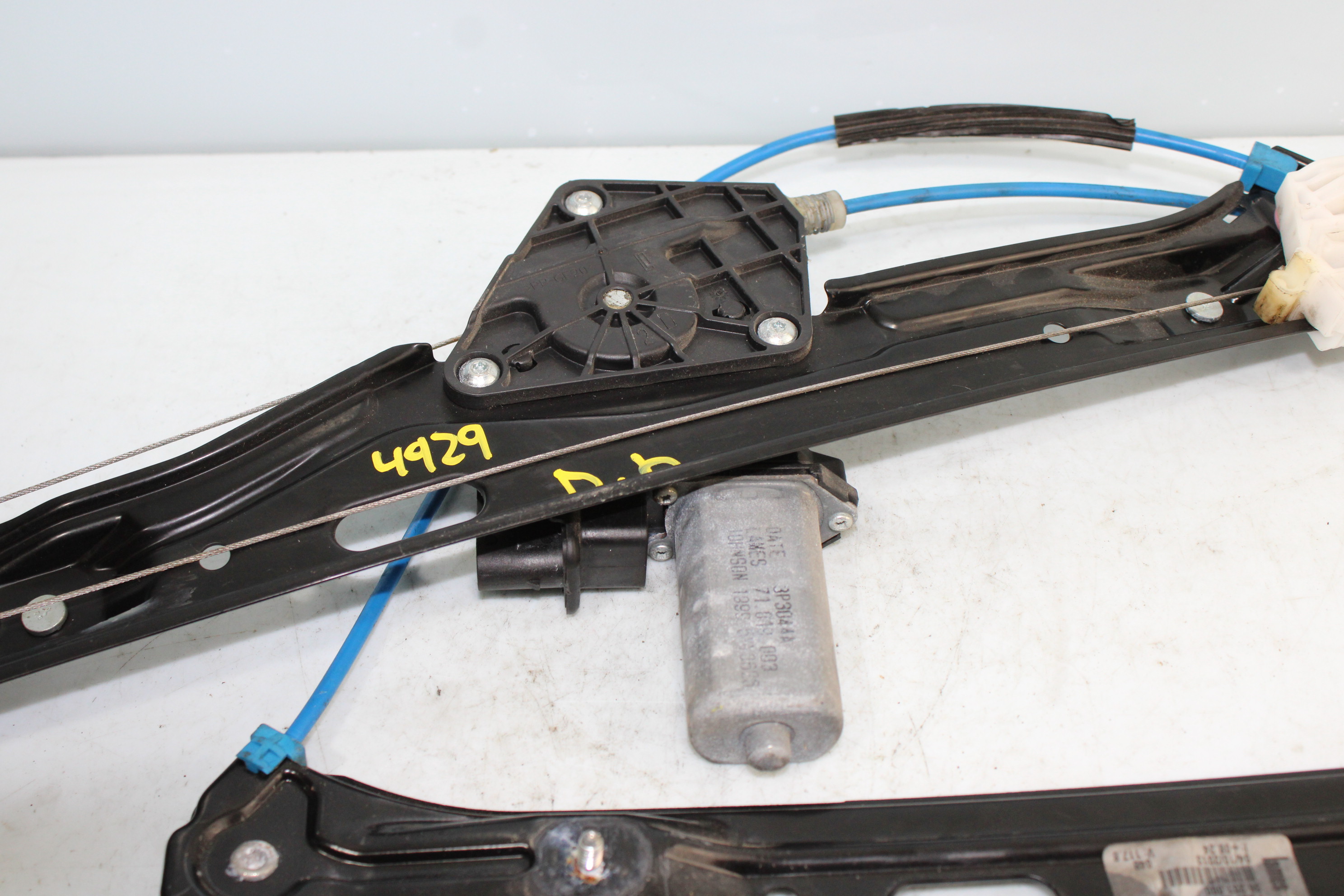 BMW 3 Series F30/F31 (2011-2020) Front Right Door Window Regulator 13262410 25158251