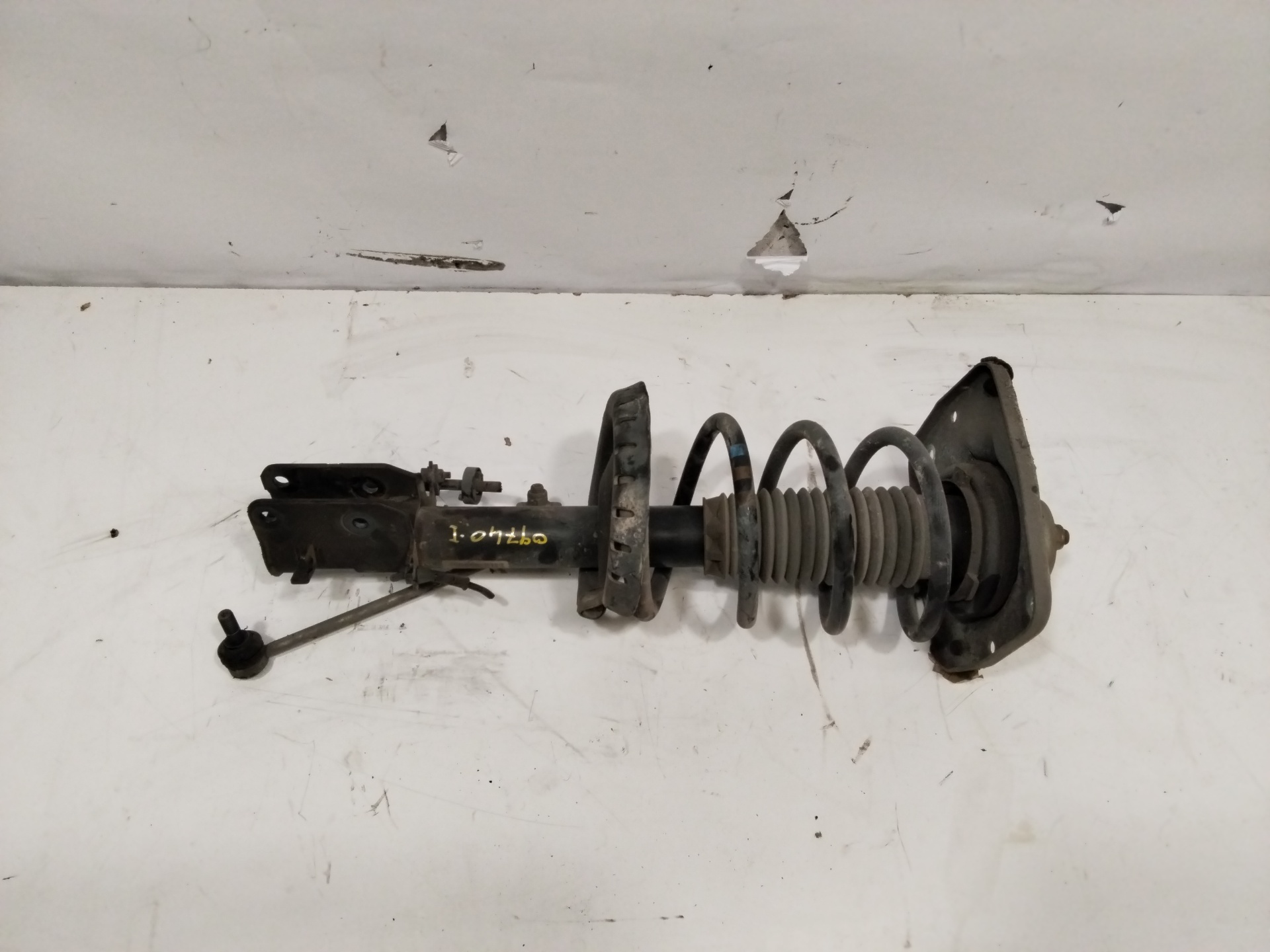 Amortiguador delantero izquierdo 1400567280 de Fiat Scudo 2011-2020 - pieza usada