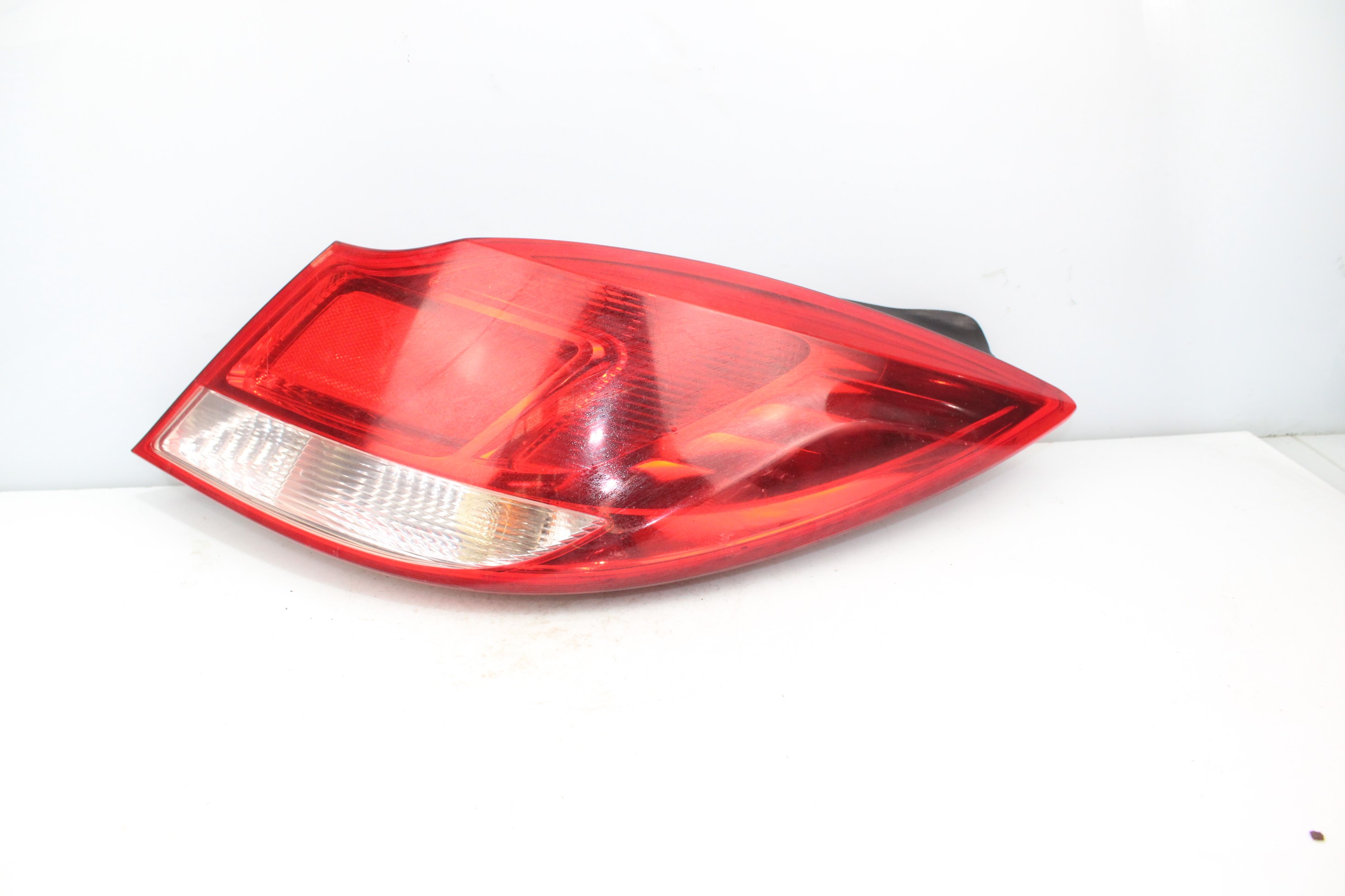OPEL Insignia A (2008-2016) Rear Right Taillight Lamp 168348 22745007