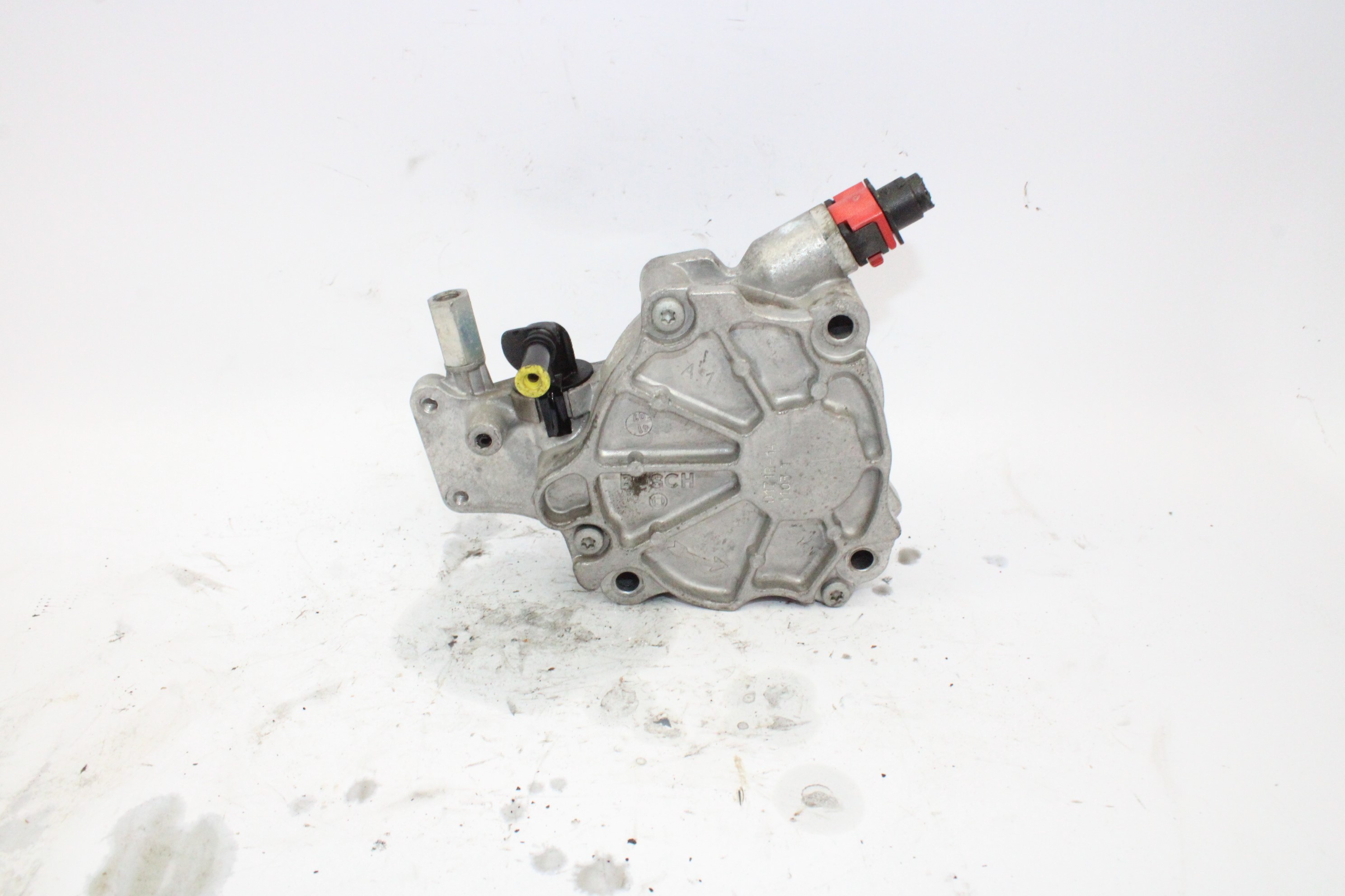 OPEL Vacuum Pump D171B 21612232