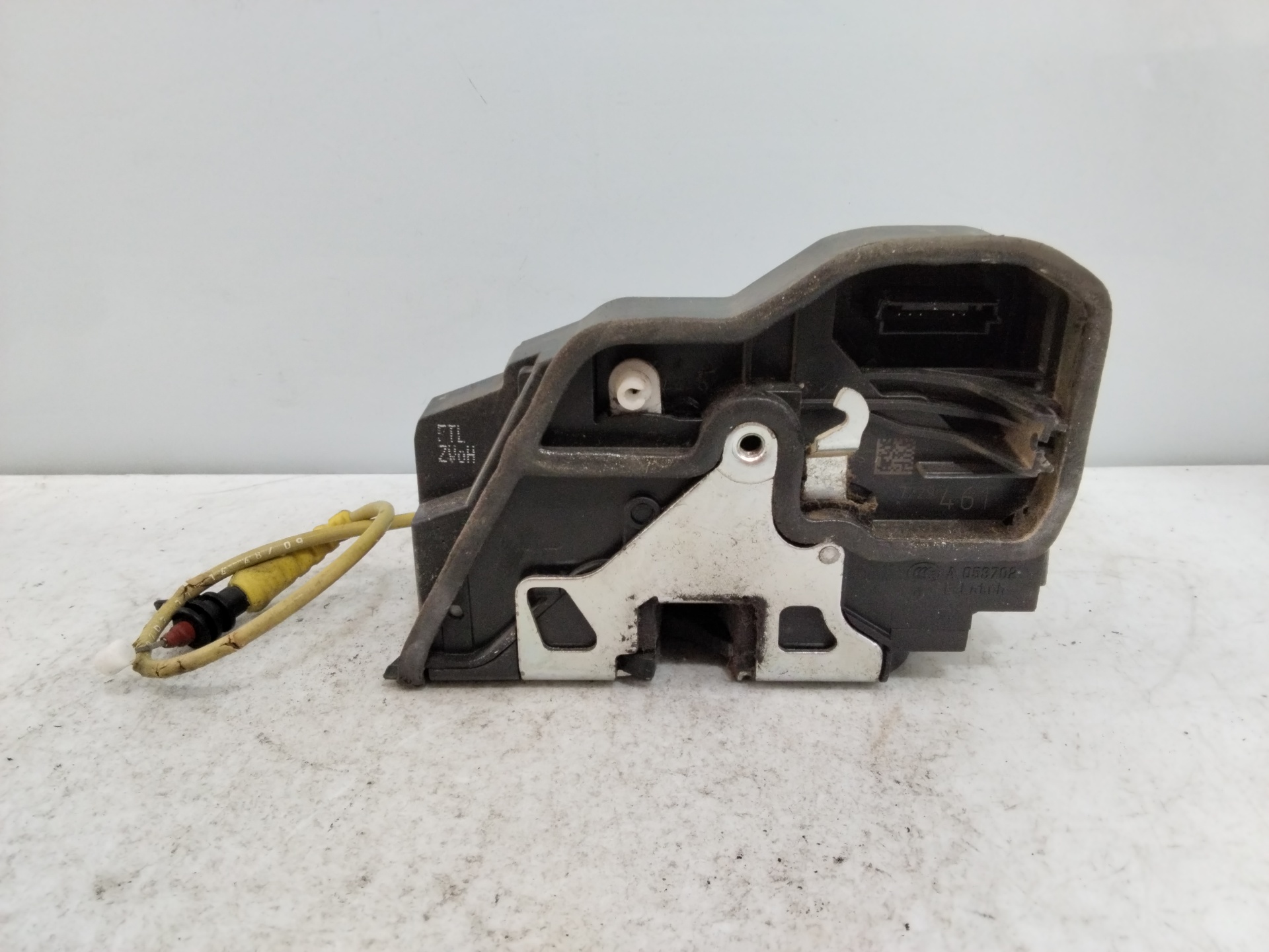 BMW 1 Series E81/E82/E87/E88 (2004-2013) Front Left Door Lock 7229461 25577884