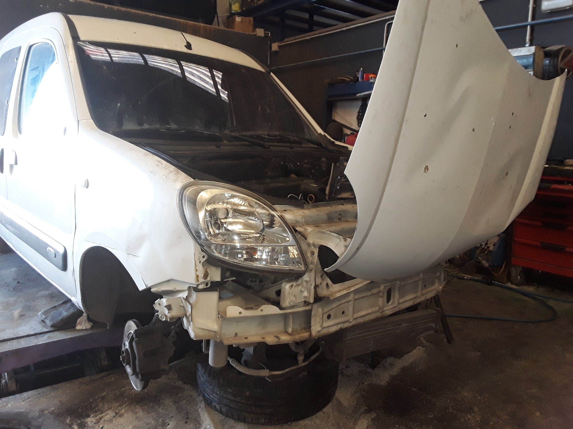 RENAULT Kangoo 1 generation (1998-2009) Kondicionieriaus siurblys (kompresorius) 8200315744 25177860