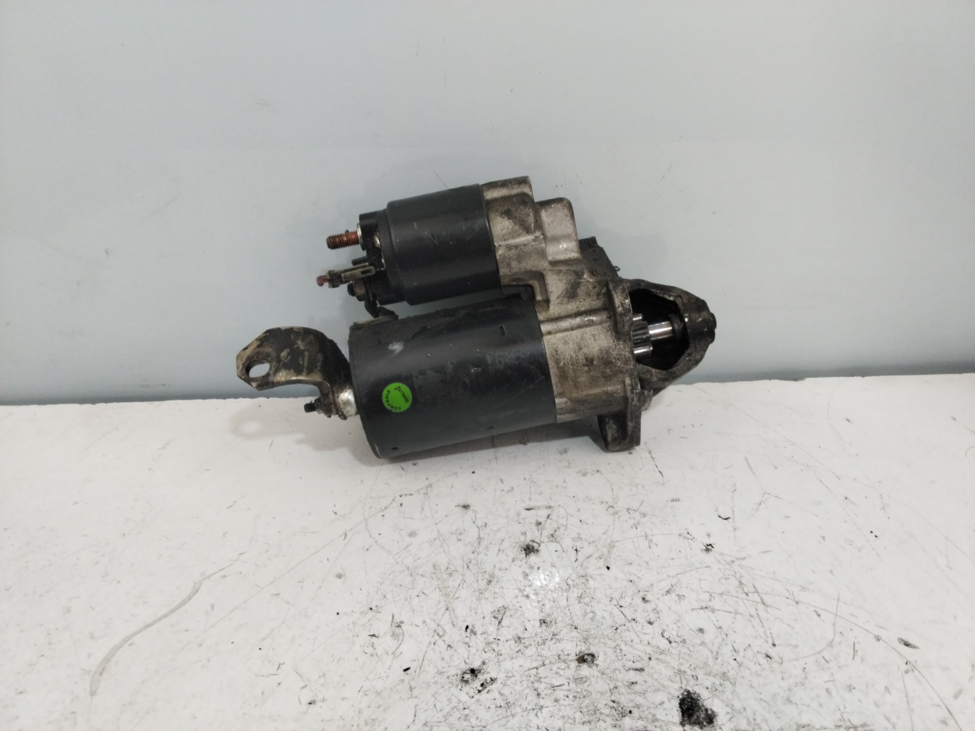 AUDI A4 B5/8D (1994-2001) Starter Motor NOTIENEREFERENCIA 25399536