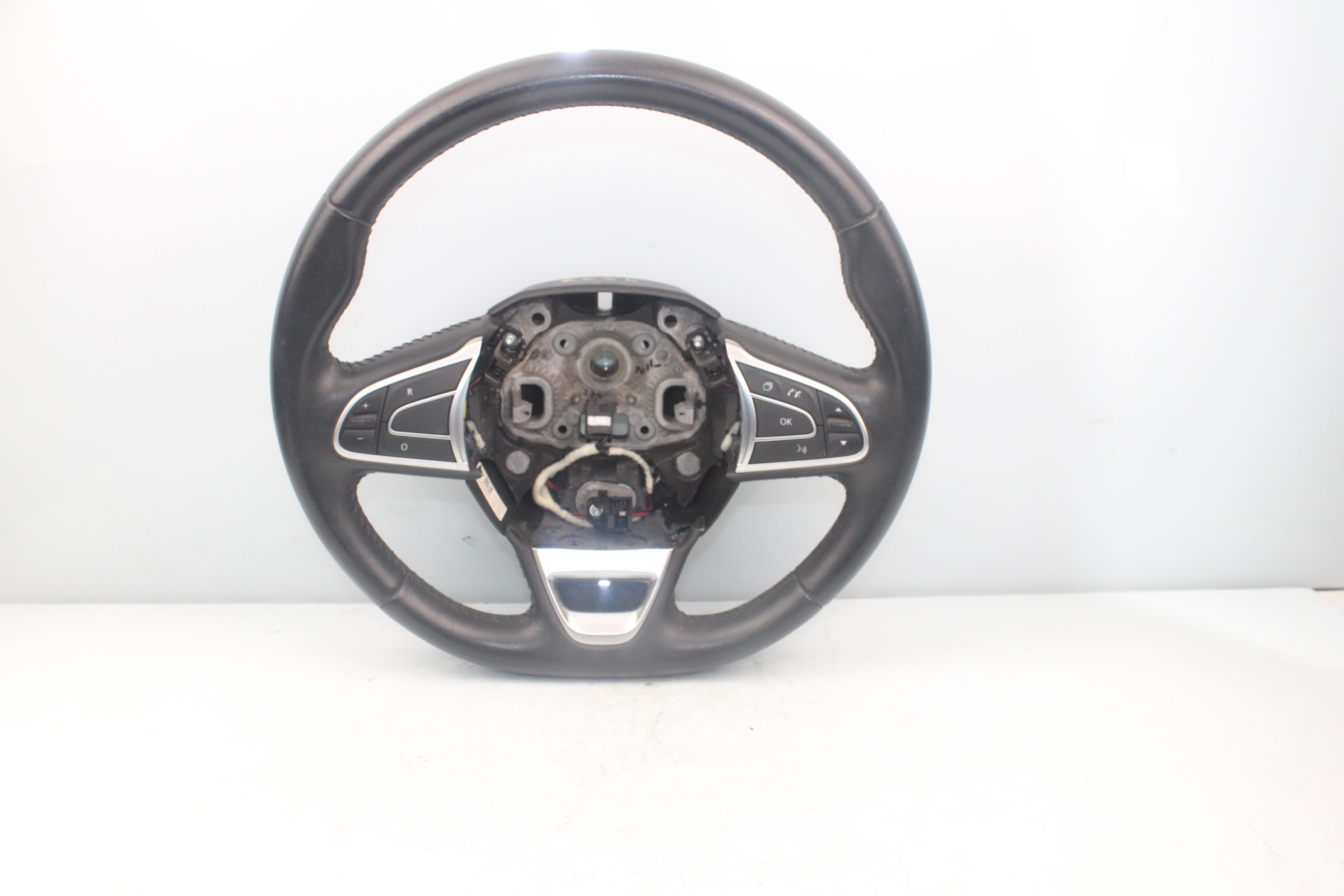 RENAULT Kadjar 1 generation (2015-2024) Steering Wheel 628660900E 23889049