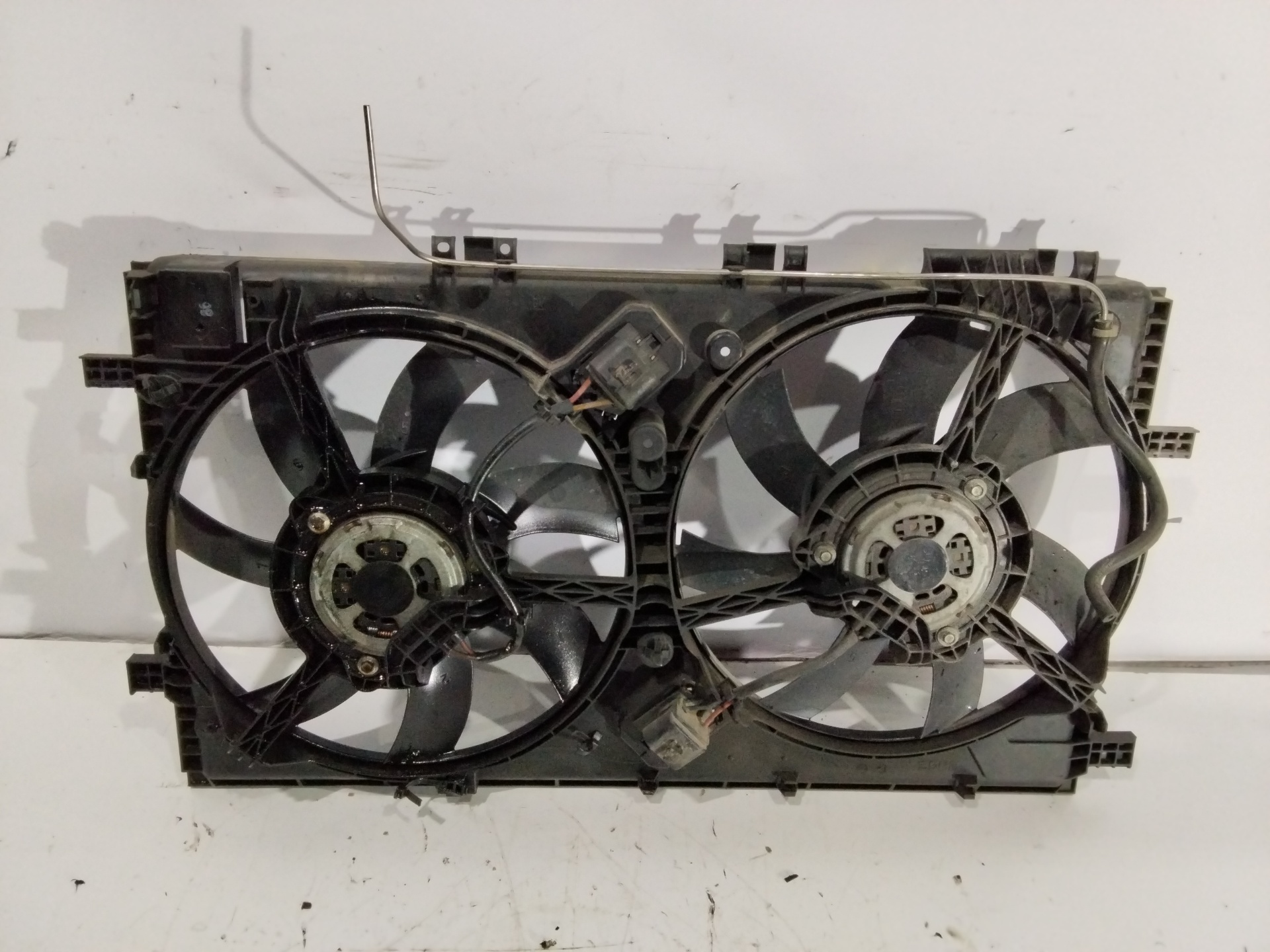 Electroventilador A20DTH 13223018 de Opel Insignia 2008-2011