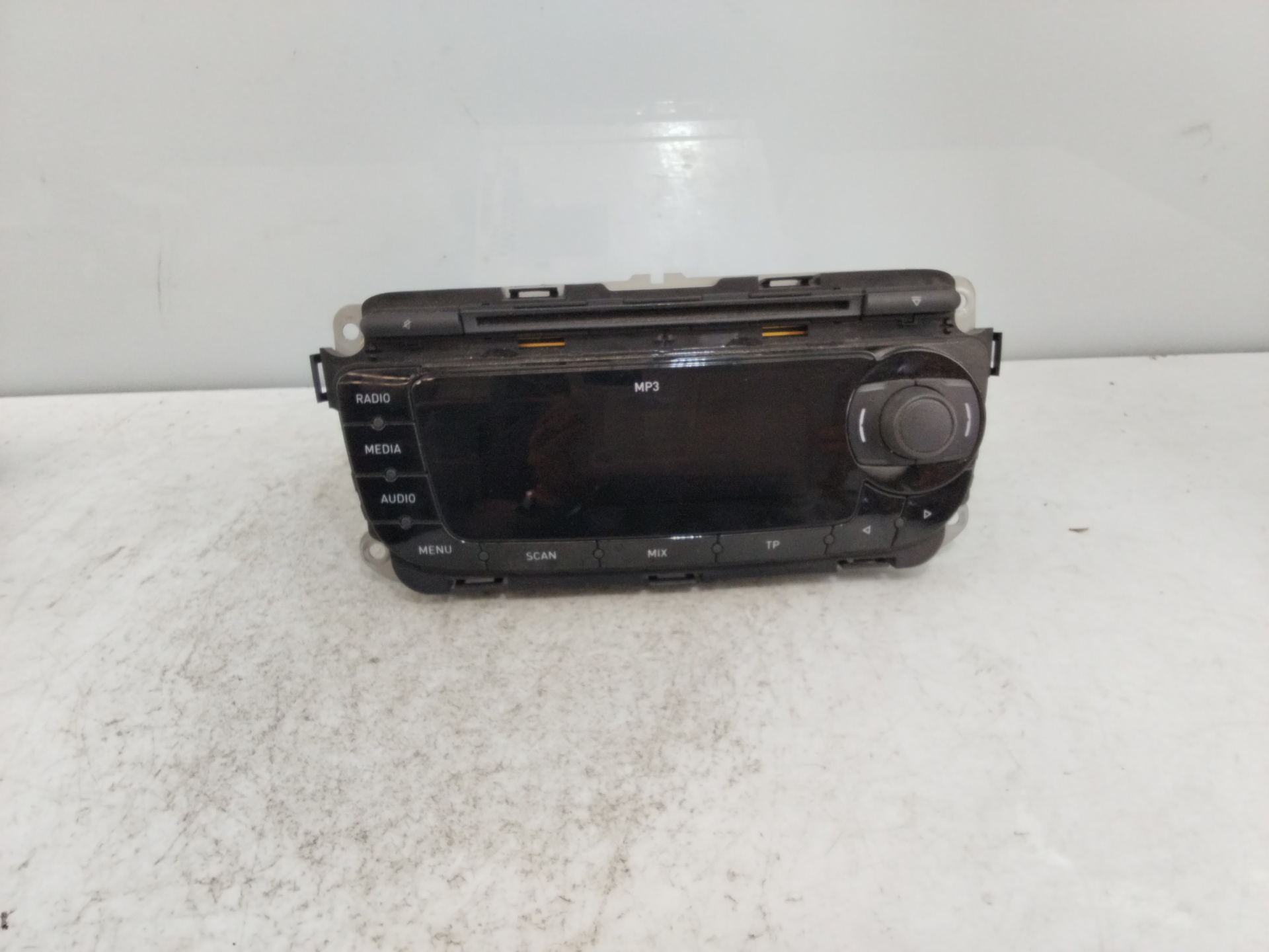 DODGE Ibiza 4 generation (2008-2017) Musikspelare utan GPS 6J1035153G 25612509