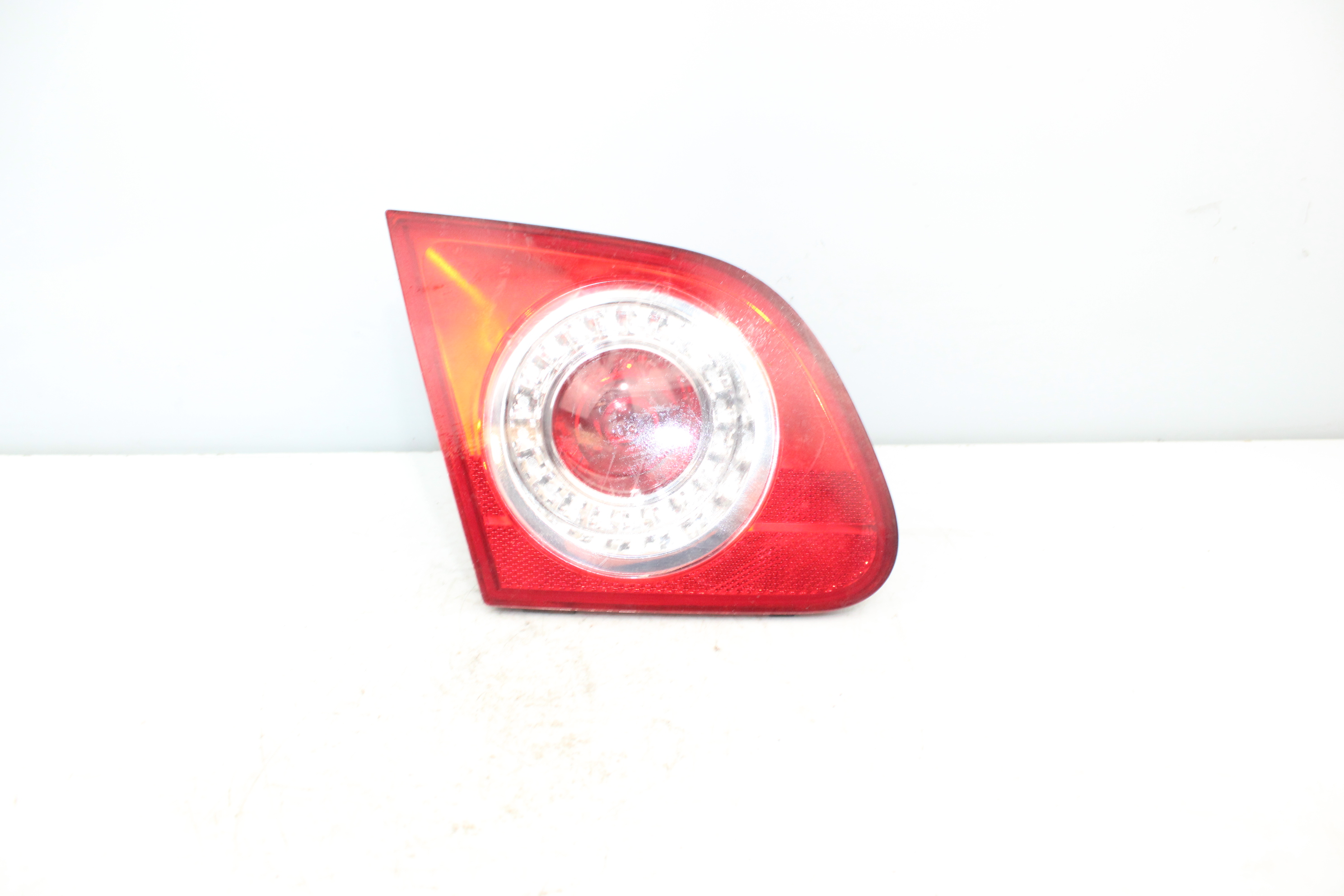 VOLKSWAGEN Passat B6 (2005-2010) Rear Left Taillight 5G0945094AE 23779057