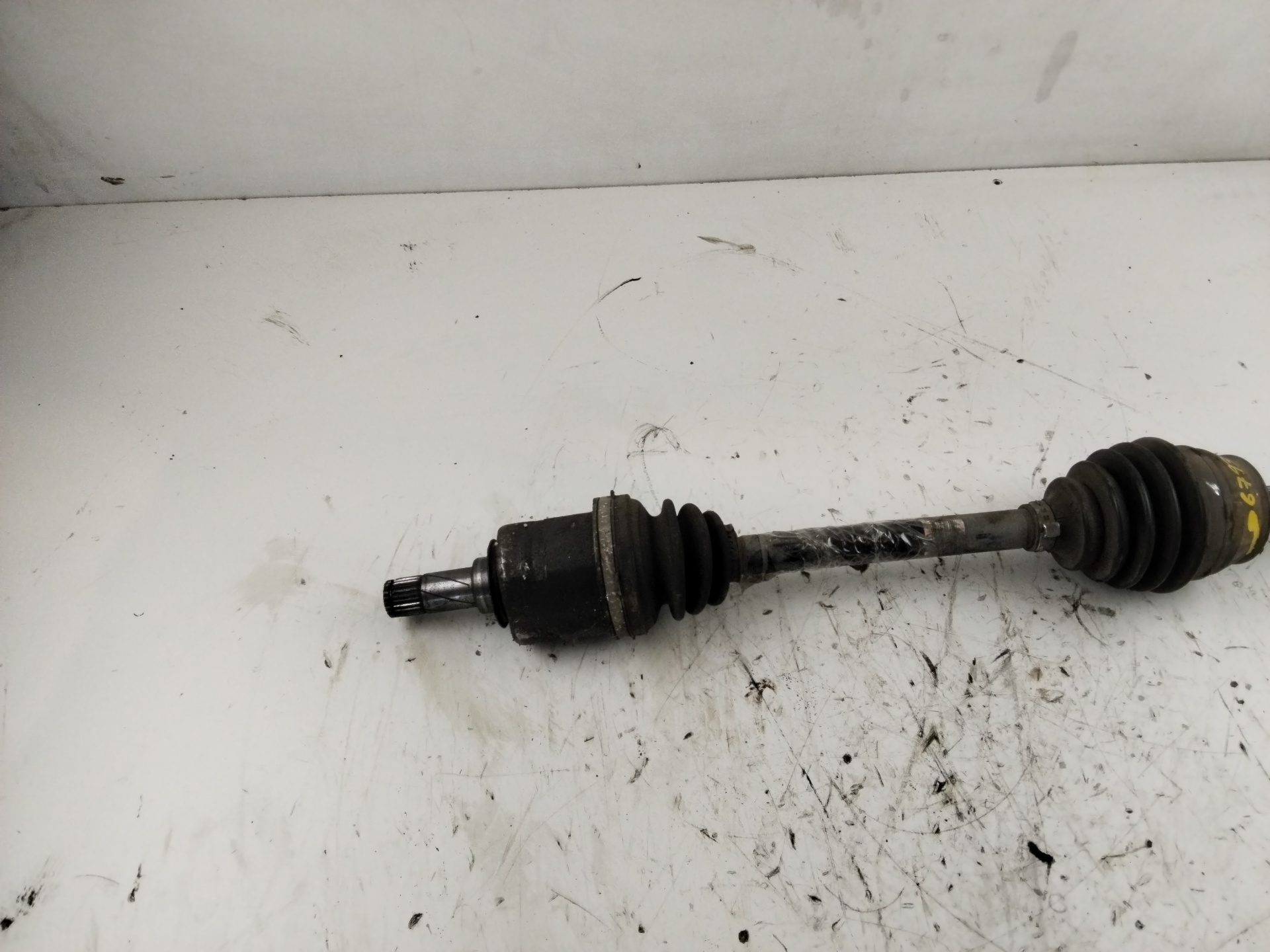 FORD USA Front Left Driveshaft NOTIENEREFERENCIA 25427373