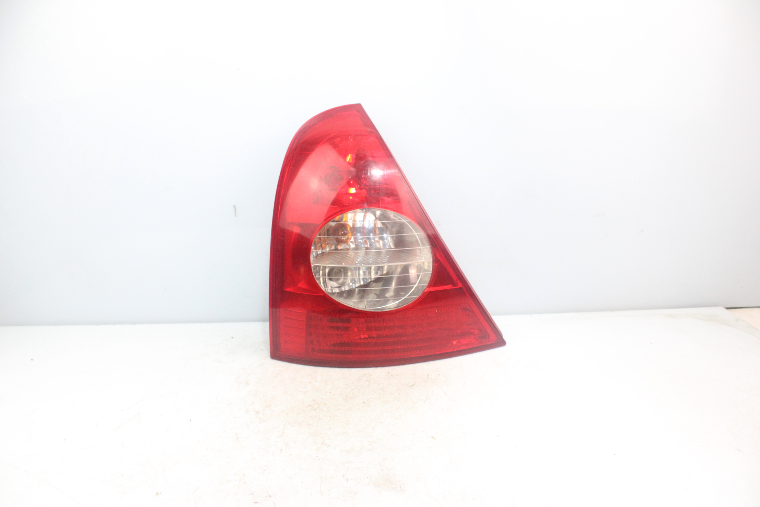 RENAULT Clio 3 generation (2005-2012) Rear Left Taillight NOTIENEREFERENCIA 25180805