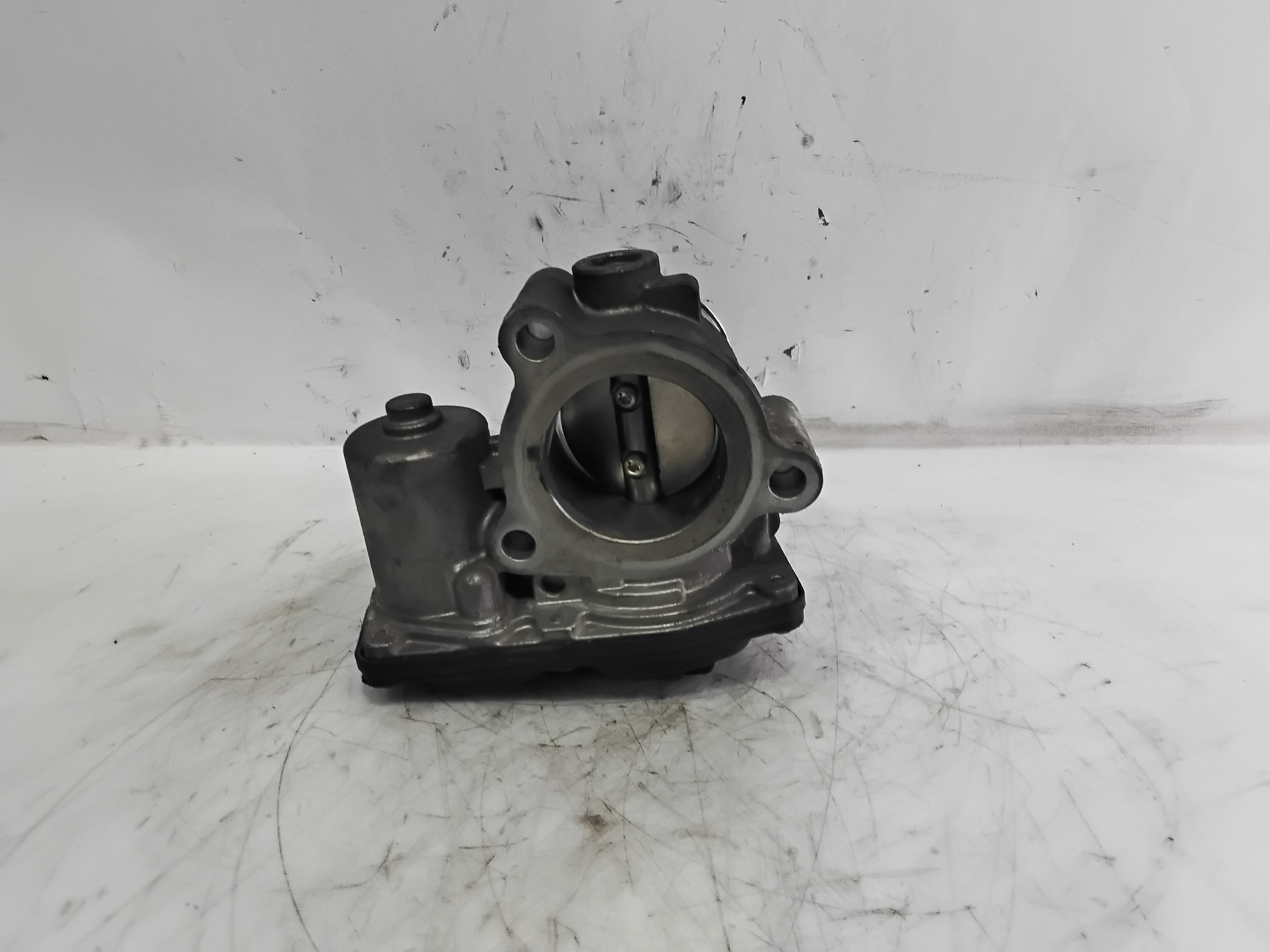 Corps de papillon 50989002 de Ford C-max 2014-2015 - pieza usada