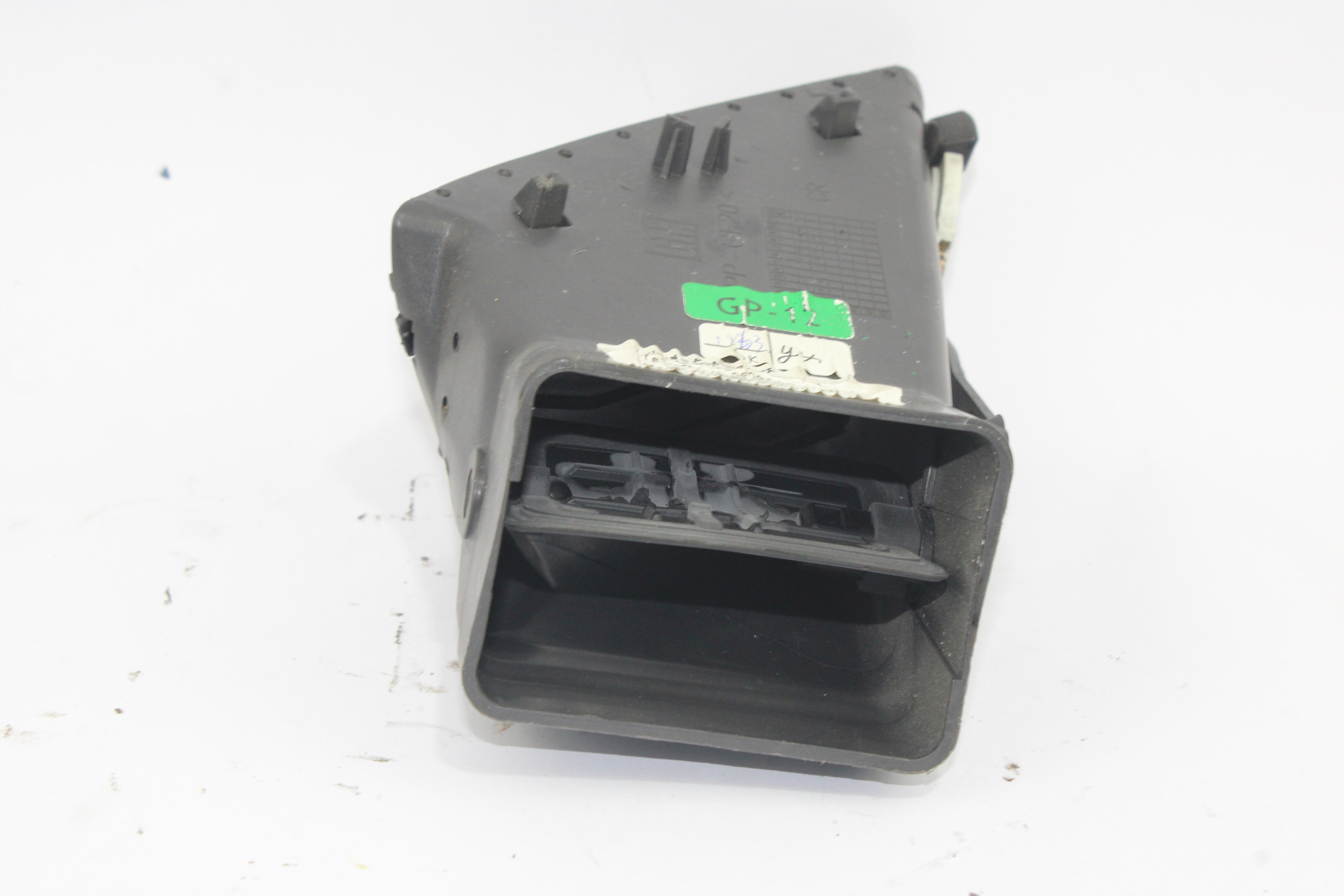 OPEL Luftinntaksgitter for kabin 13282237 23701287