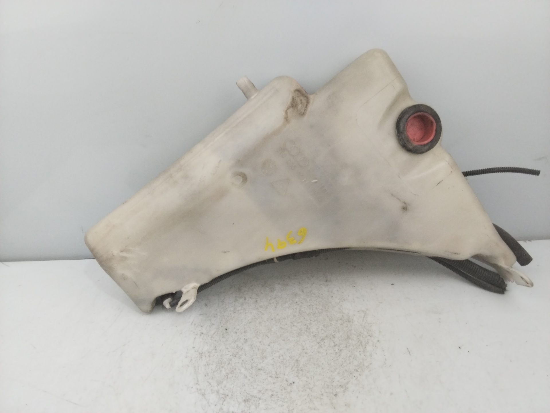 AUDI A5 Sportback 8T (2009-2011) Window Washer Tank 8T0955453C 26031445