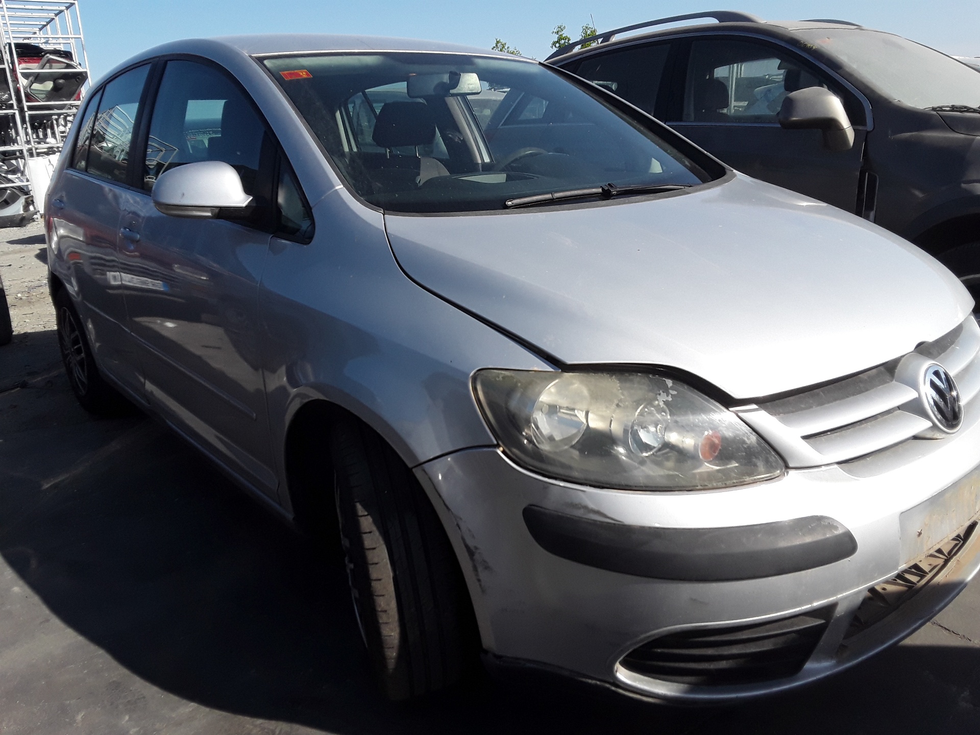 VOLKSWAGEN Golf Plus 2 generation (2009-2014) Маторчик стеклоподъемника передней правой двери 5M1837402 25332616