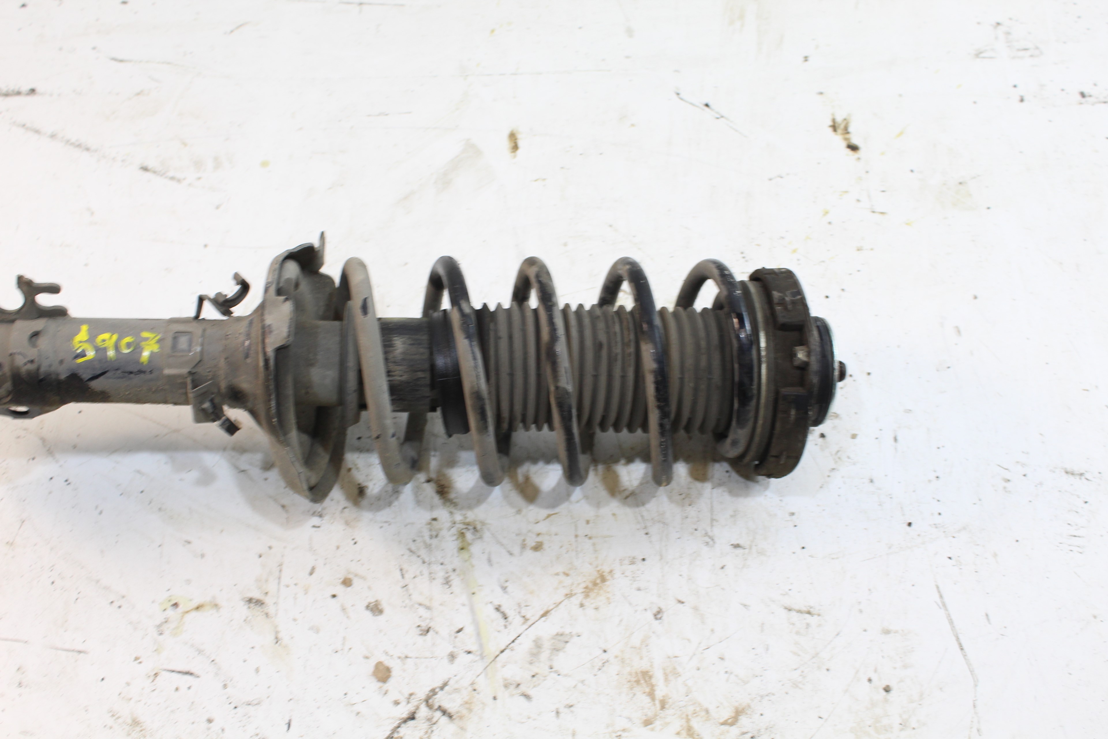 SEAT Ibiza 2 generation (1993-2002) Front Right Shock Absorber NOTIENEREFERENCIA 23795429