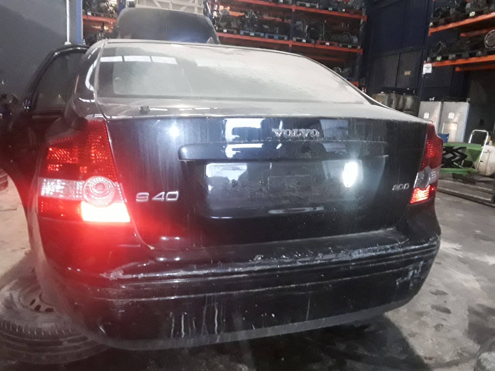 VOLVO S40 2 generation (2004-2012) Предна лява врата NOTIENEREFERENCIA 23768252