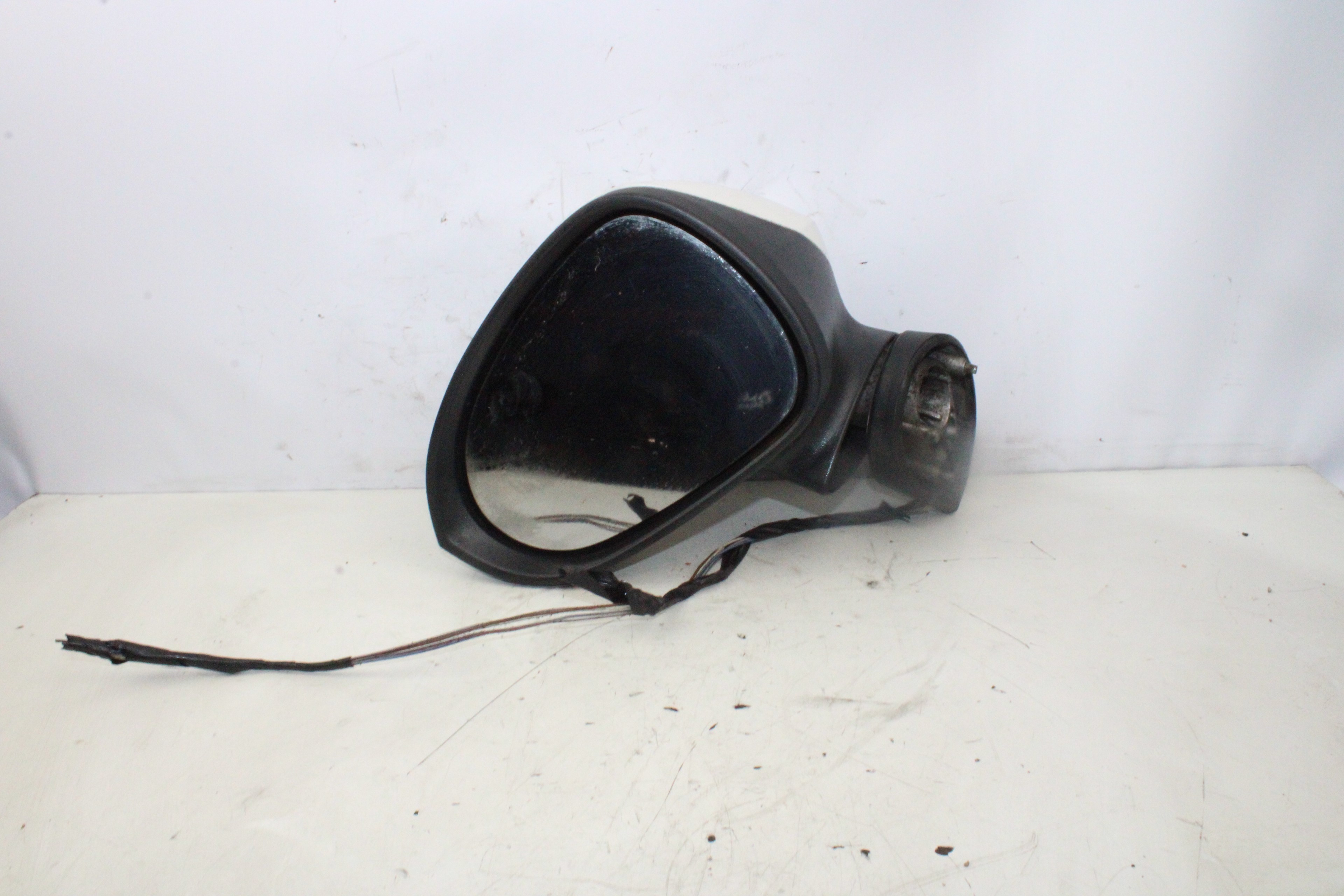 SEAT Leon 2 generation (2005-2012) Left Side Wing Mirror 034456 19372304