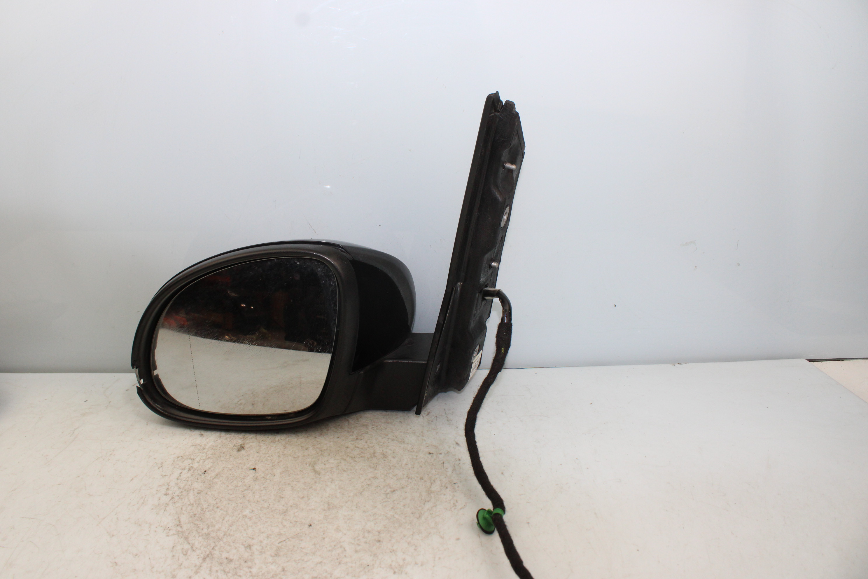 SEAT Alhambra 2 generation (2010-2021) Left Side Wing Mirror 7N1857501G 25196220