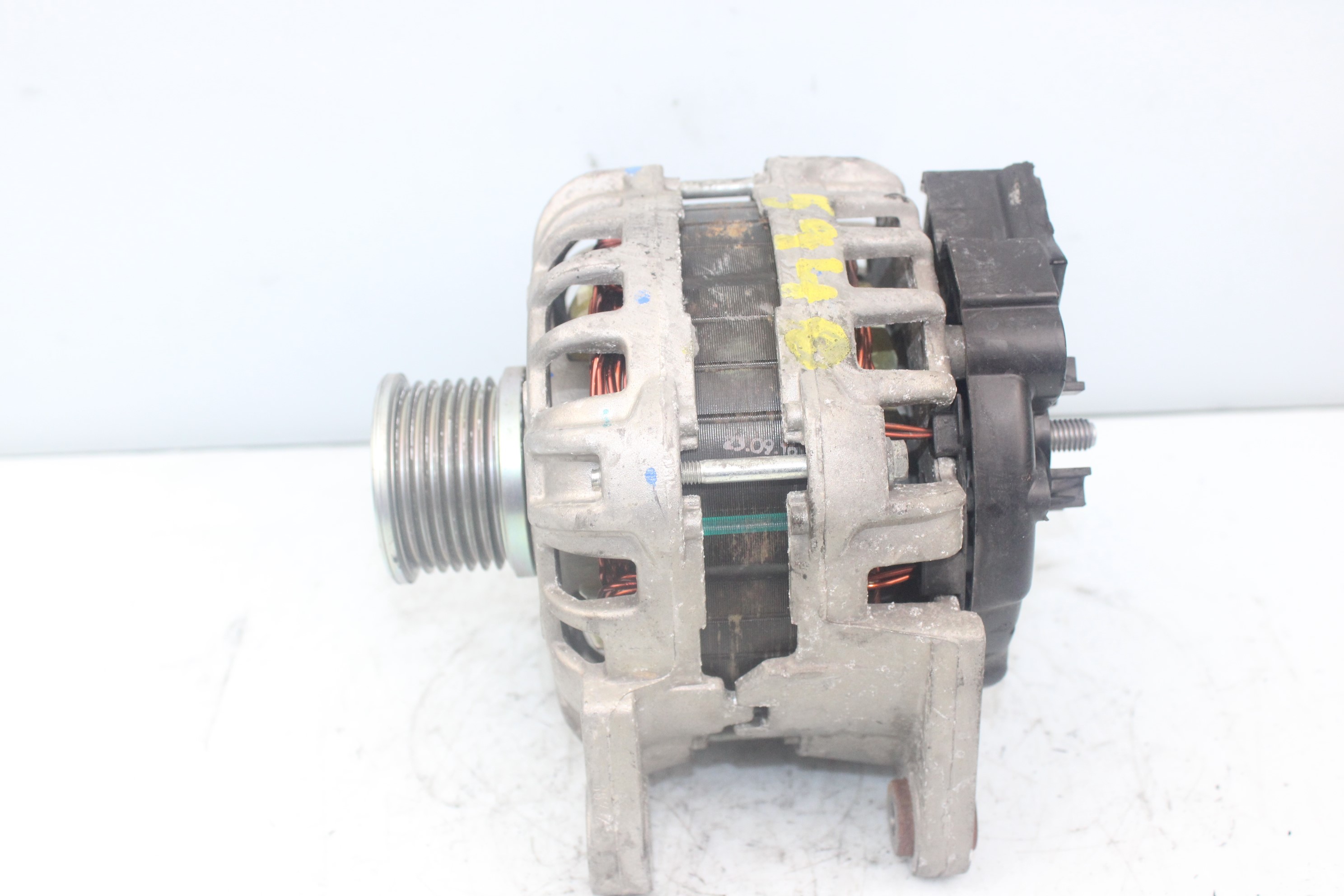 DACIA Sandero 1 generation (2008-2012) Alternator 231008593R 25101583