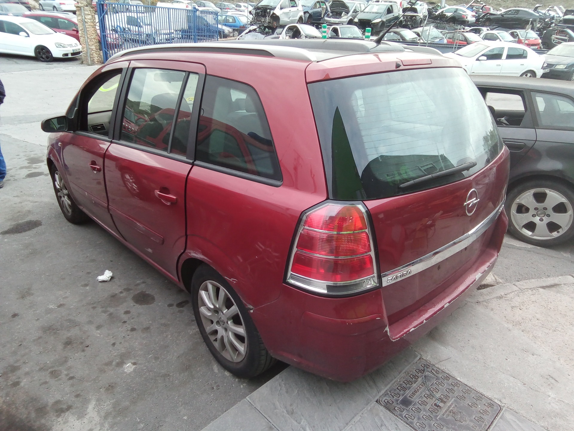 OPEL Zafira B (2005-2010) Спідометр 13216684 19308477