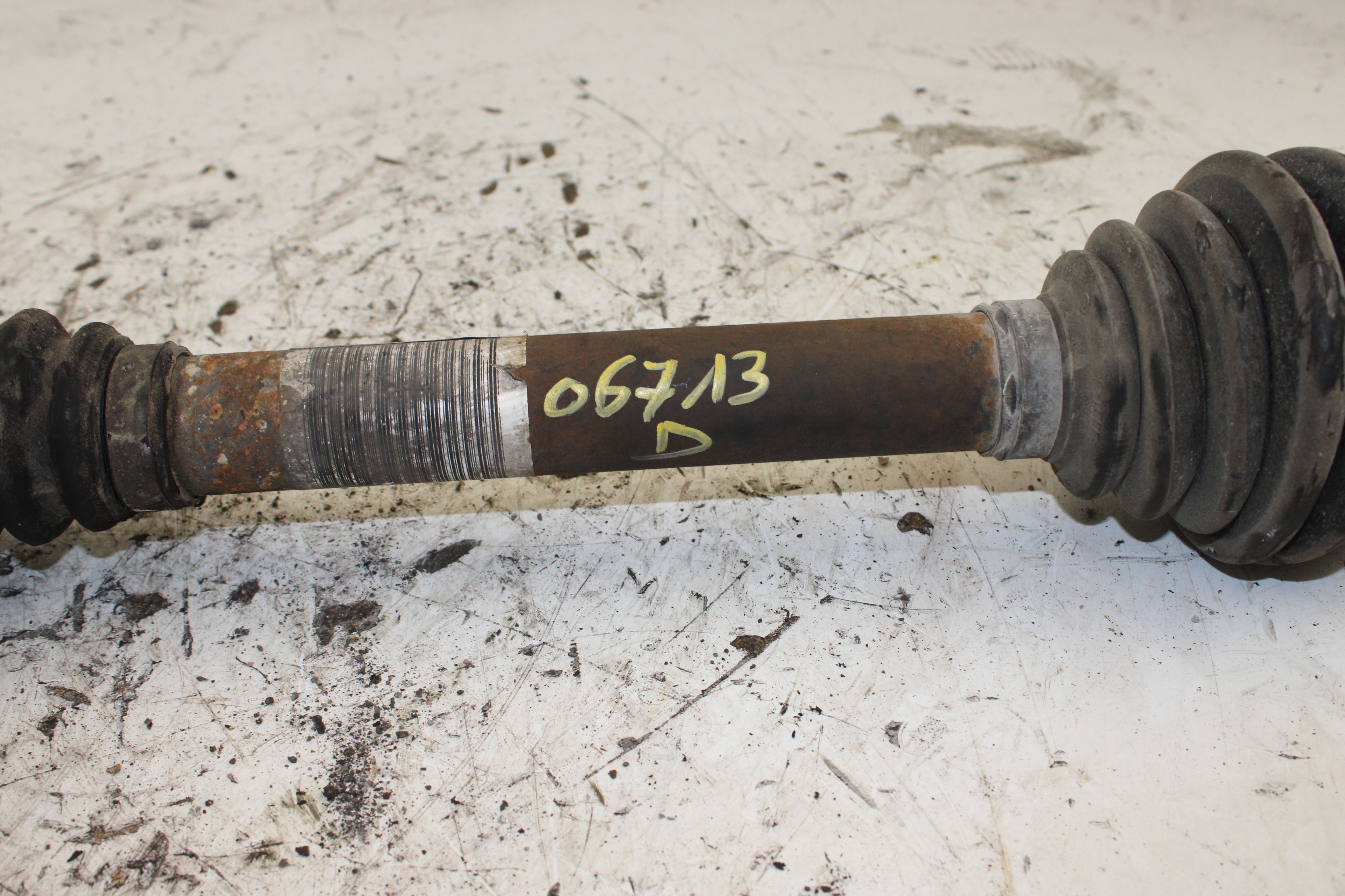 CITROËN C4 Picasso 1 generation (2006-2013) Front Right Driveshaft 9637117880 25357571