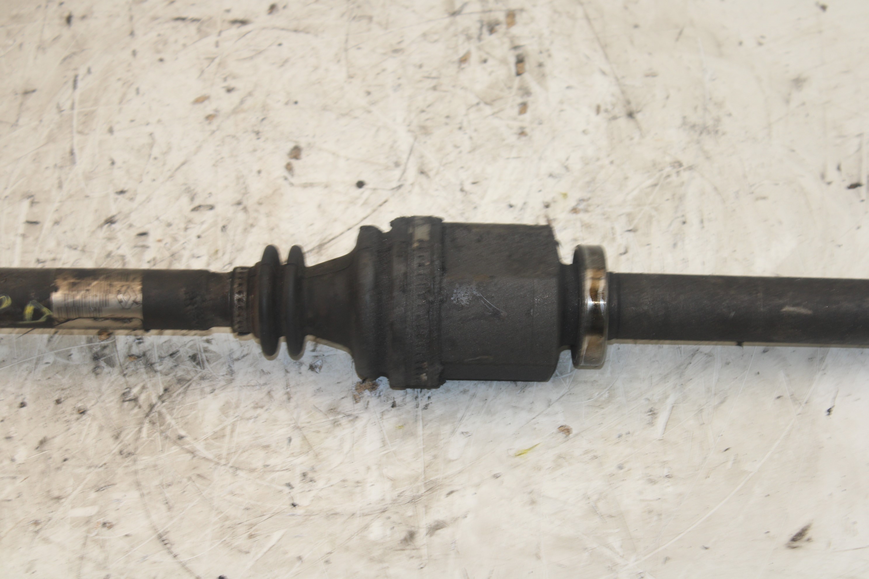 RENAULT Scenic 2 generation (2003-2010) Front Right Driveshaft NOTIENEREFERENCIA 25188488