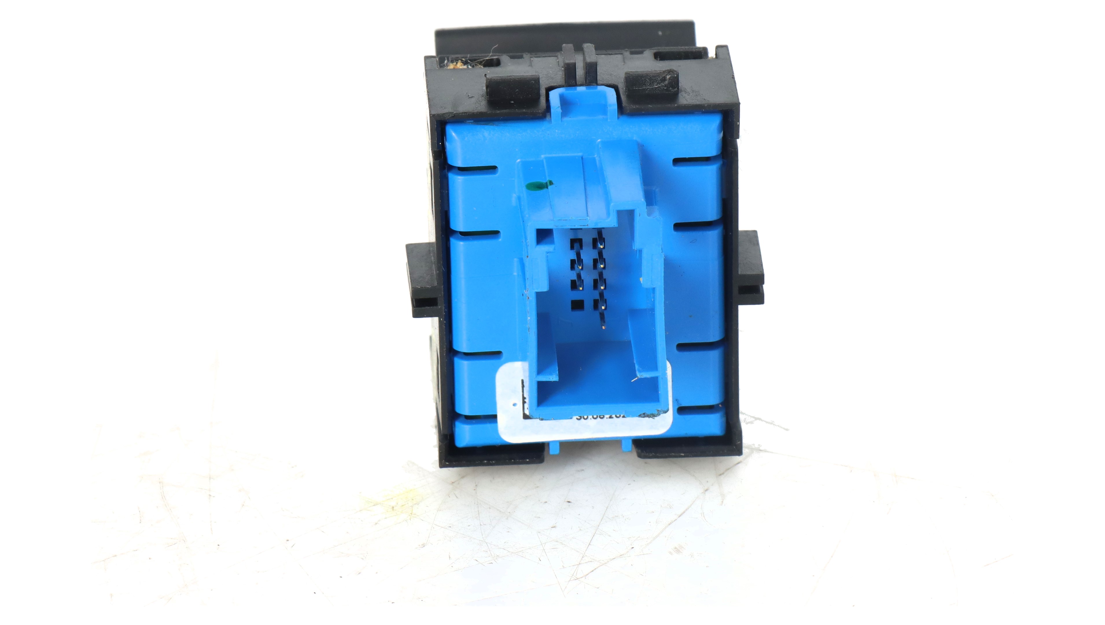 Freno de mano electrico 9810593577 de Peugeot 3008 2020-2024 con 143076 km