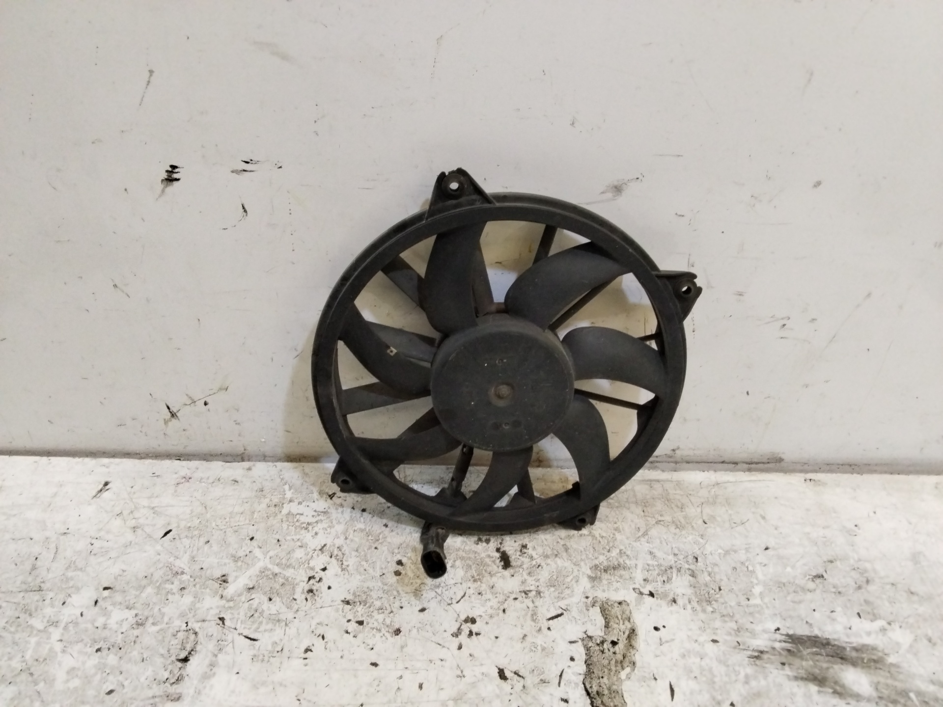 CITROËN C4 1 generation (2004-2011) Diffuser Fan NOREF 25265261