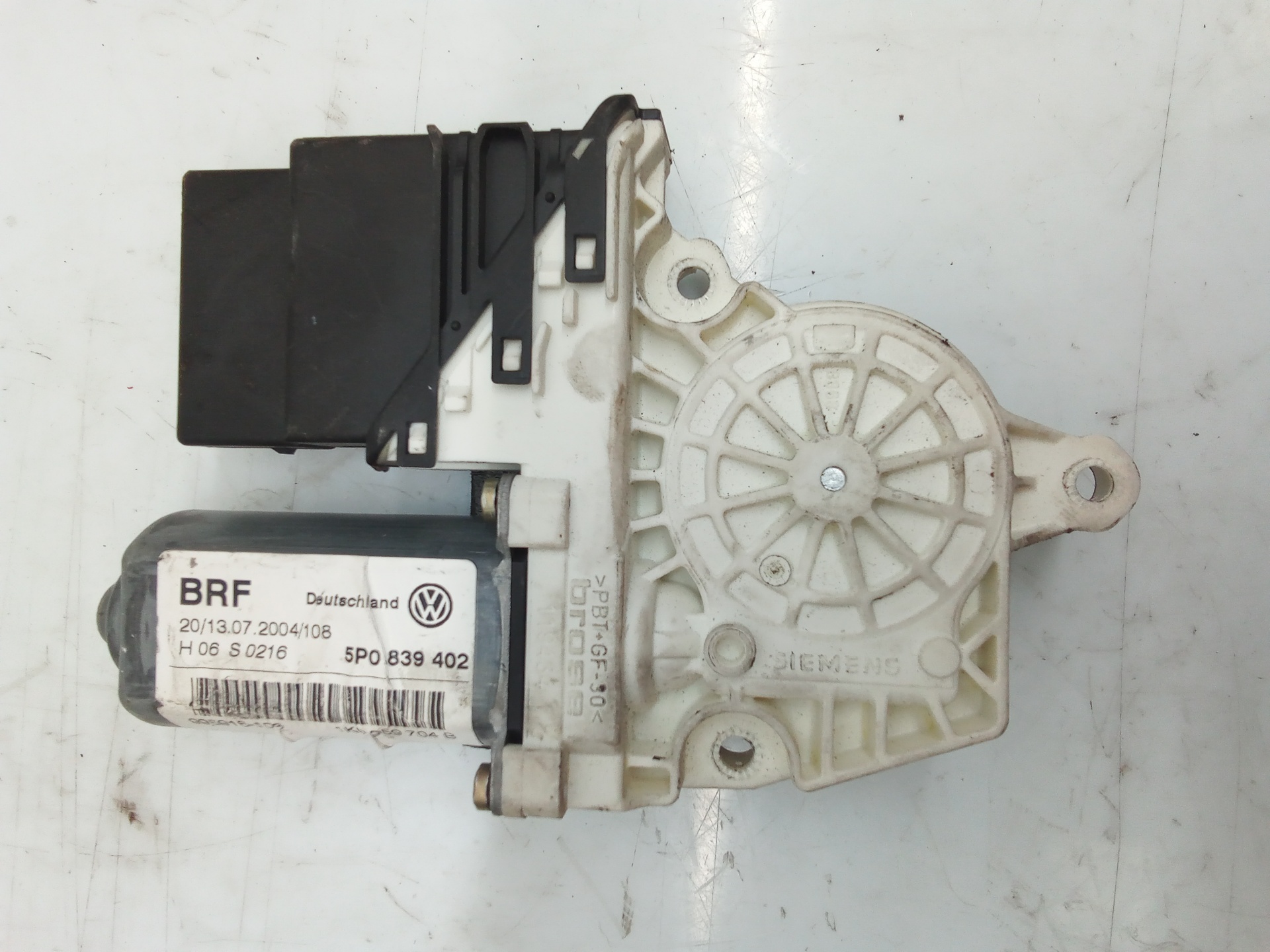 SEAT Toledo 3 generation (2004-2010) Rear Right Door Window Control Motor 5P0839402 19215380