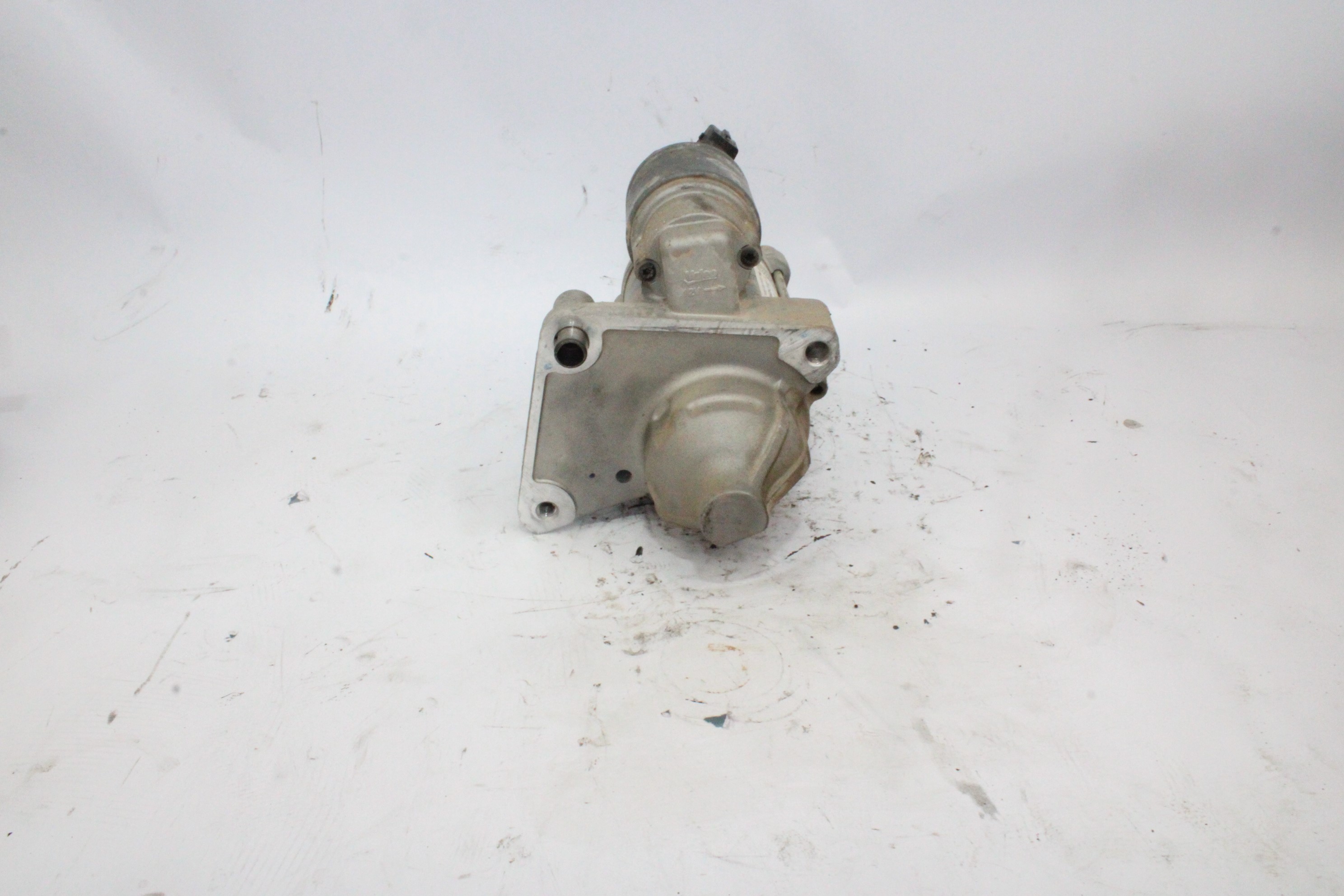 PEUGEOT 3008 2 generation (2017-2023) Starter Motor 9832577880 25175423