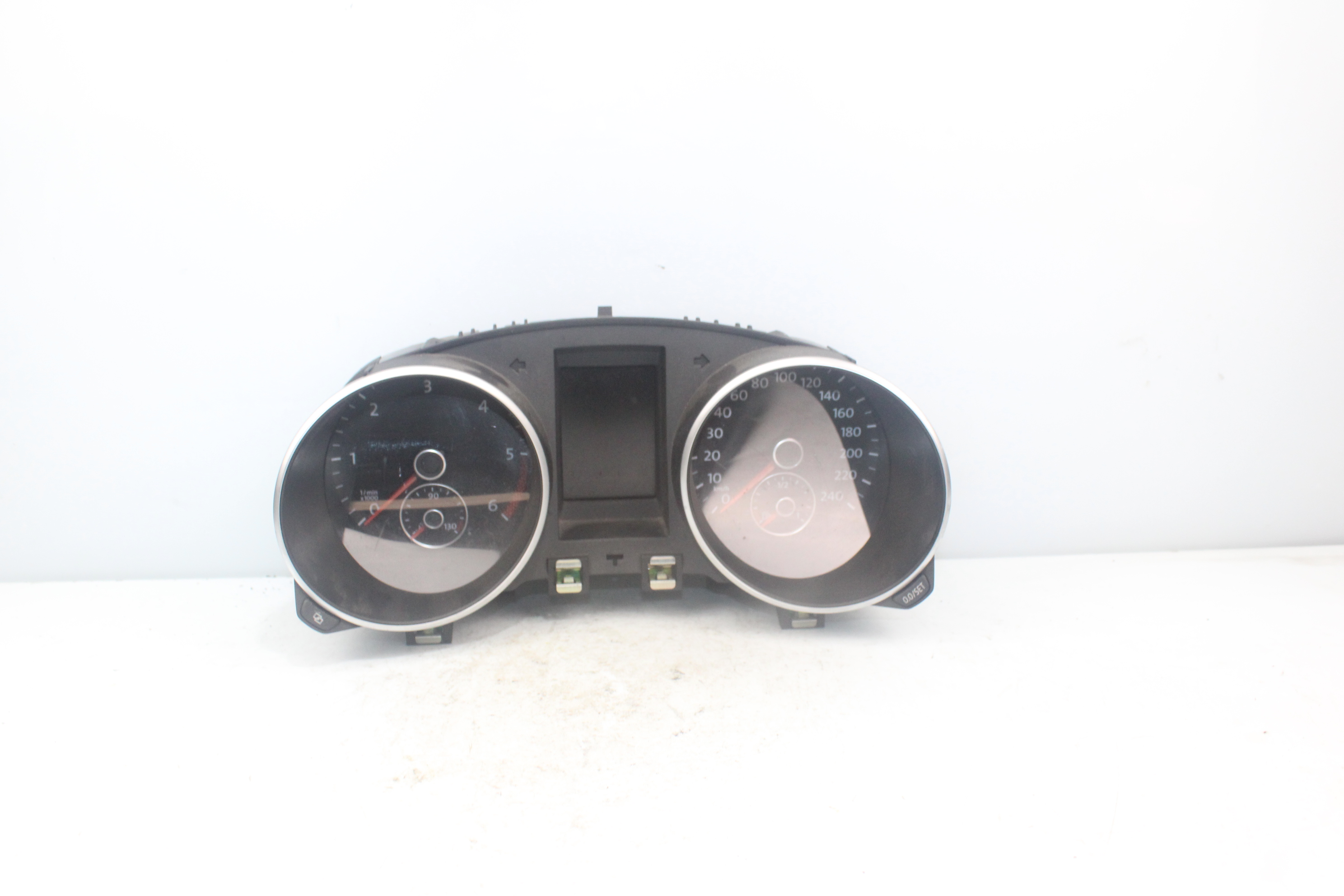 VOLKSWAGEN Golf 6 generation (2008-2015) Speedometer 5K0920860J 25181013