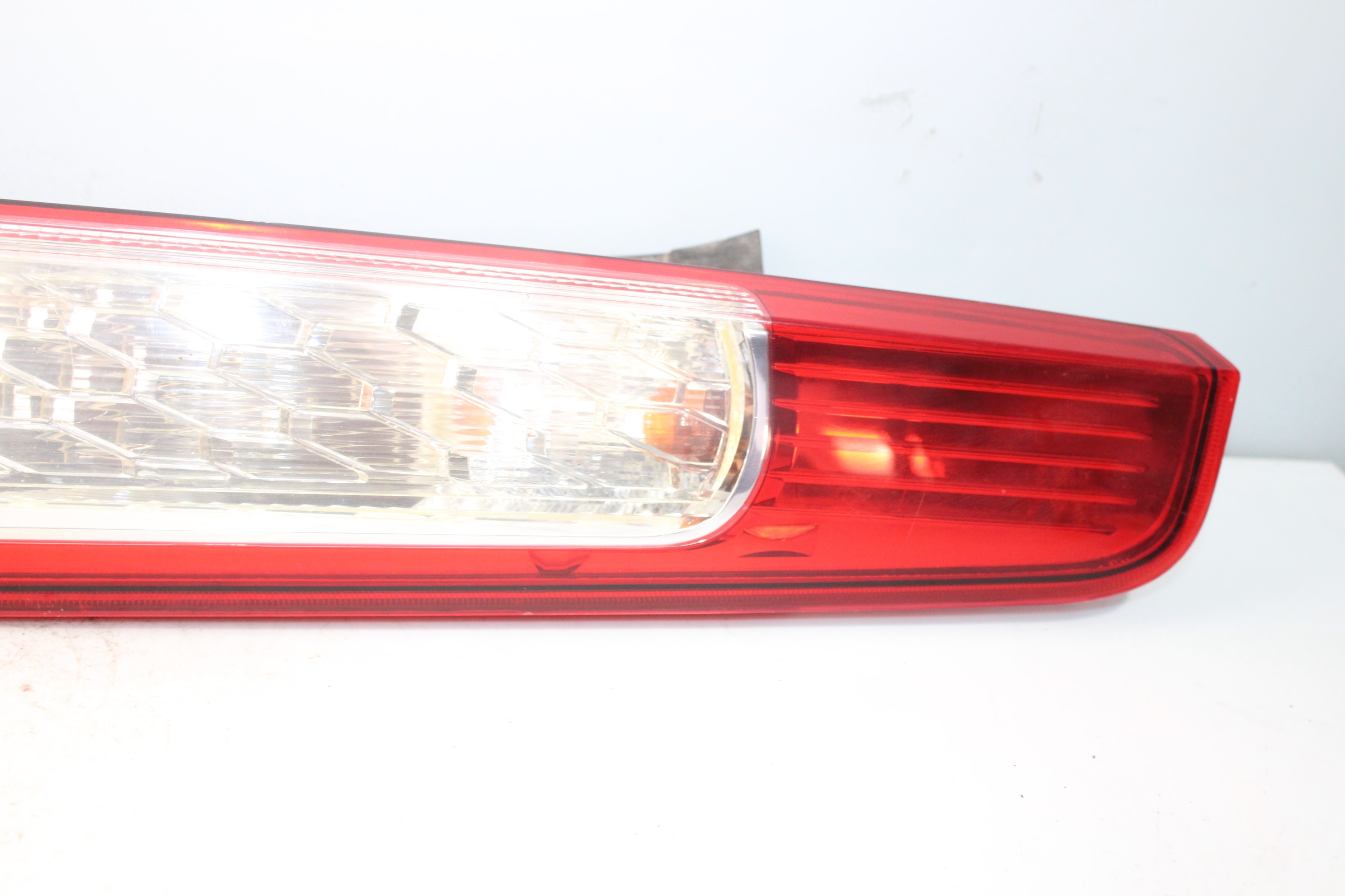 FORD Focus 2 generation (2004-2011) Rear Right Taillight Lamp 8M5113404A 23785353