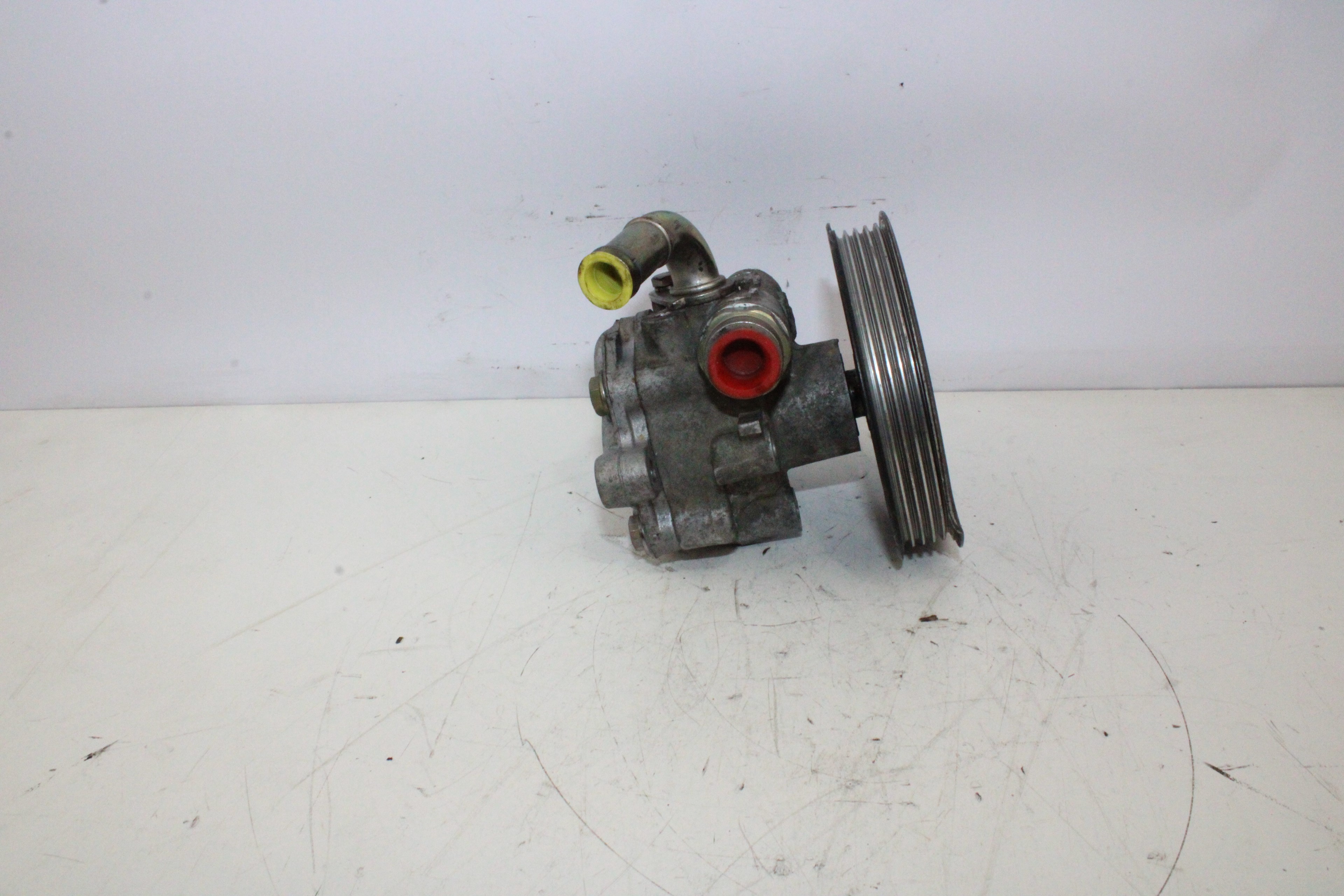 VOLKSWAGEN Passat B5 (1996-2005) Power Steering Pump 038145255D 23706705